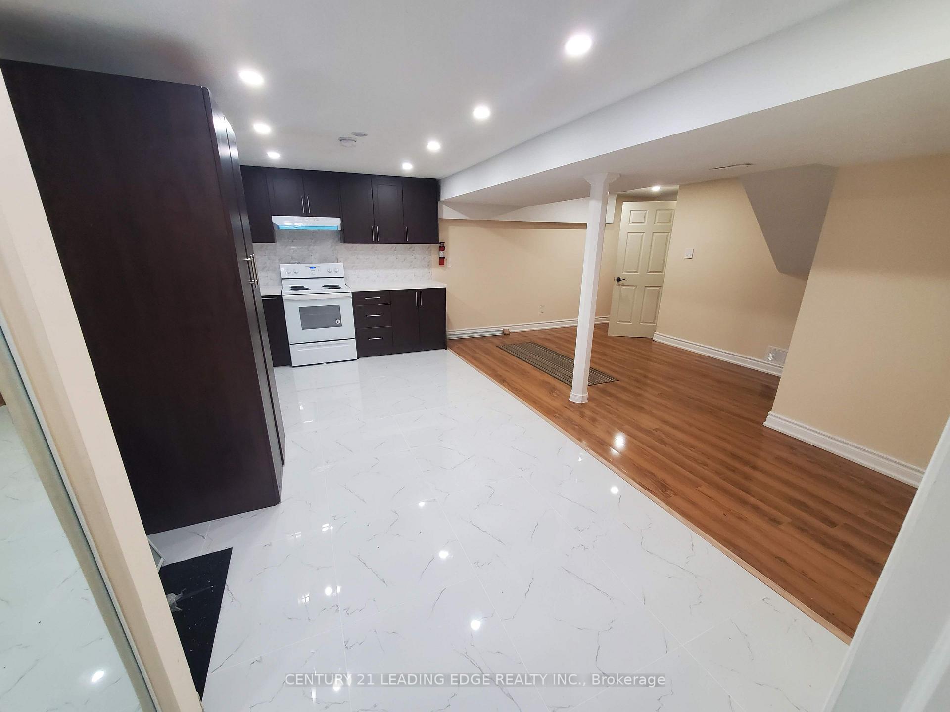 Photo 3 of Unit Lower, 504 Lightfoot Place, Pickering, Woodlands — HOMEH