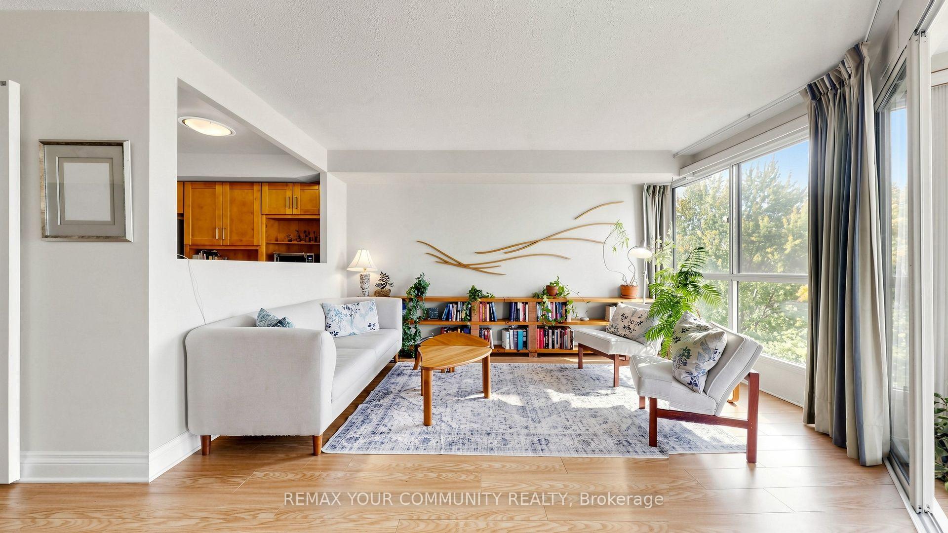 Photo 6 of Unit 413, 5 Weldrick Road W, Richmond Hill, North Richvale — HOMEH