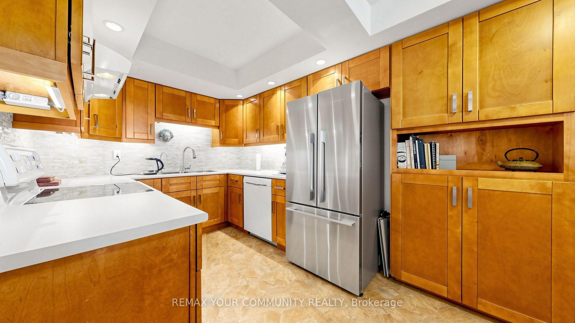 Photo 13 of Unit 413, 5 Weldrick Road W, Richmond Hill, North Richvale — HOMEH