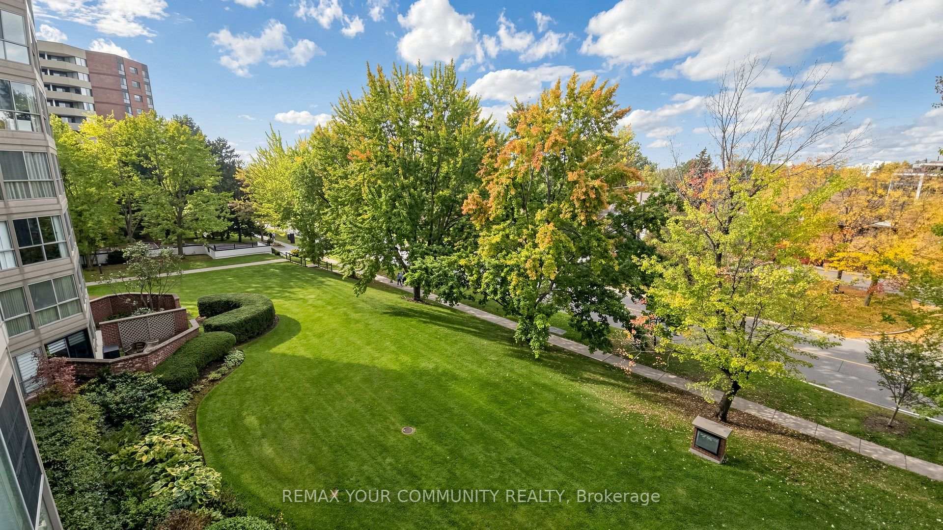 Photo 43 of Unit 413, 5 Weldrick Road W, Richmond Hill, North Richvale — HOMEH