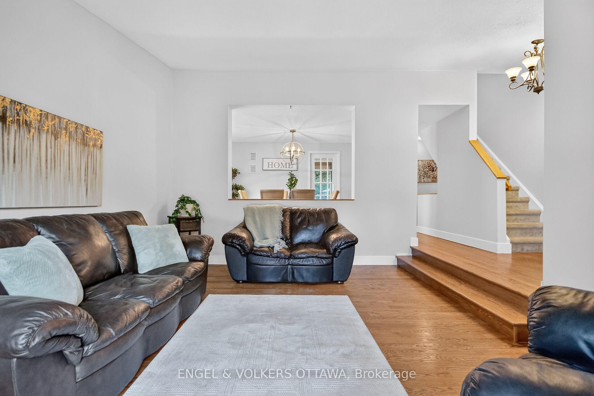 Photo 7 of 138 Sherway Drive, Ottawa, Barrhaven - Pheasant Run — HOMEH