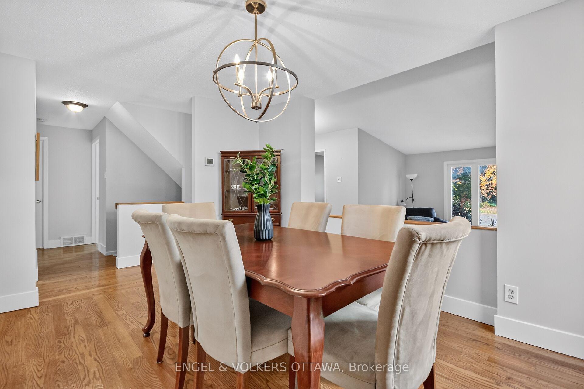 Photo 11 of 138 Sherway Drive, Ottawa, Barrhaven - Pheasant Run — HOMEH