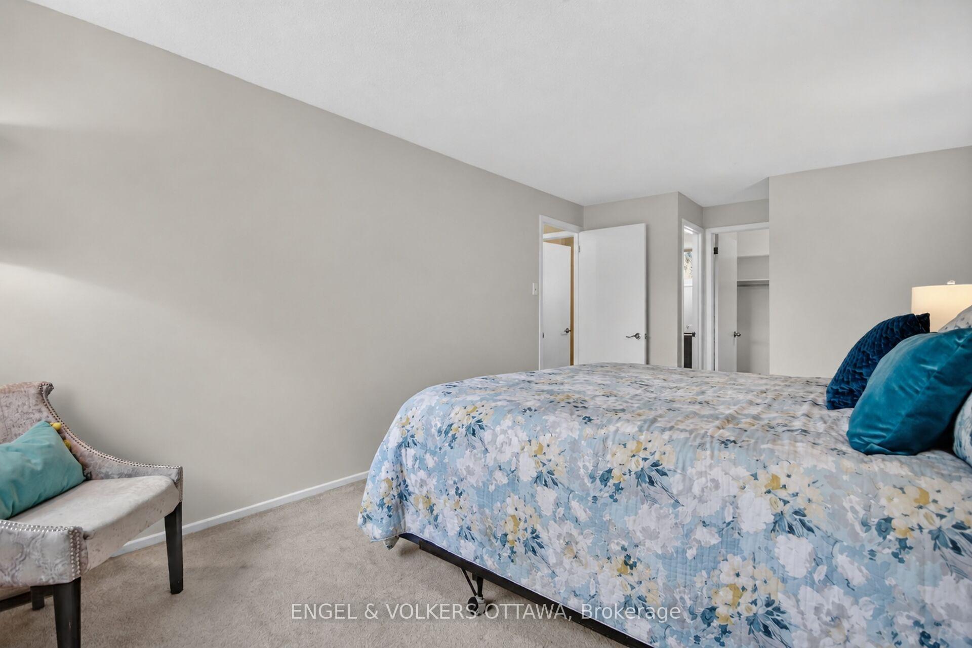 Photo 25 of 138 Sherway Drive, Ottawa, Barrhaven - Pheasant Run — HOMEH