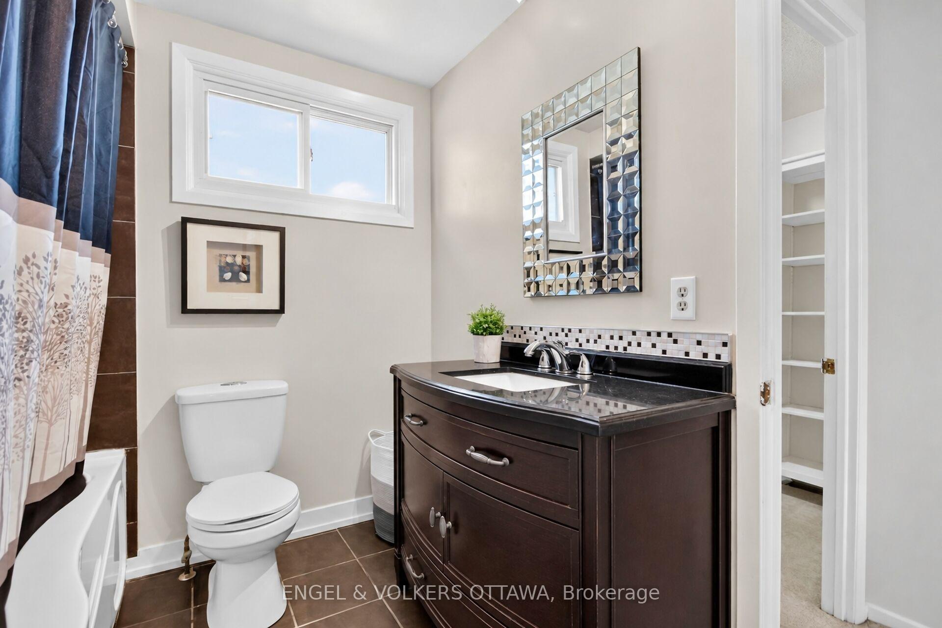 Photo 29 of 138 Sherway Drive, Ottawa, Barrhaven - Pheasant Run — HOMEH