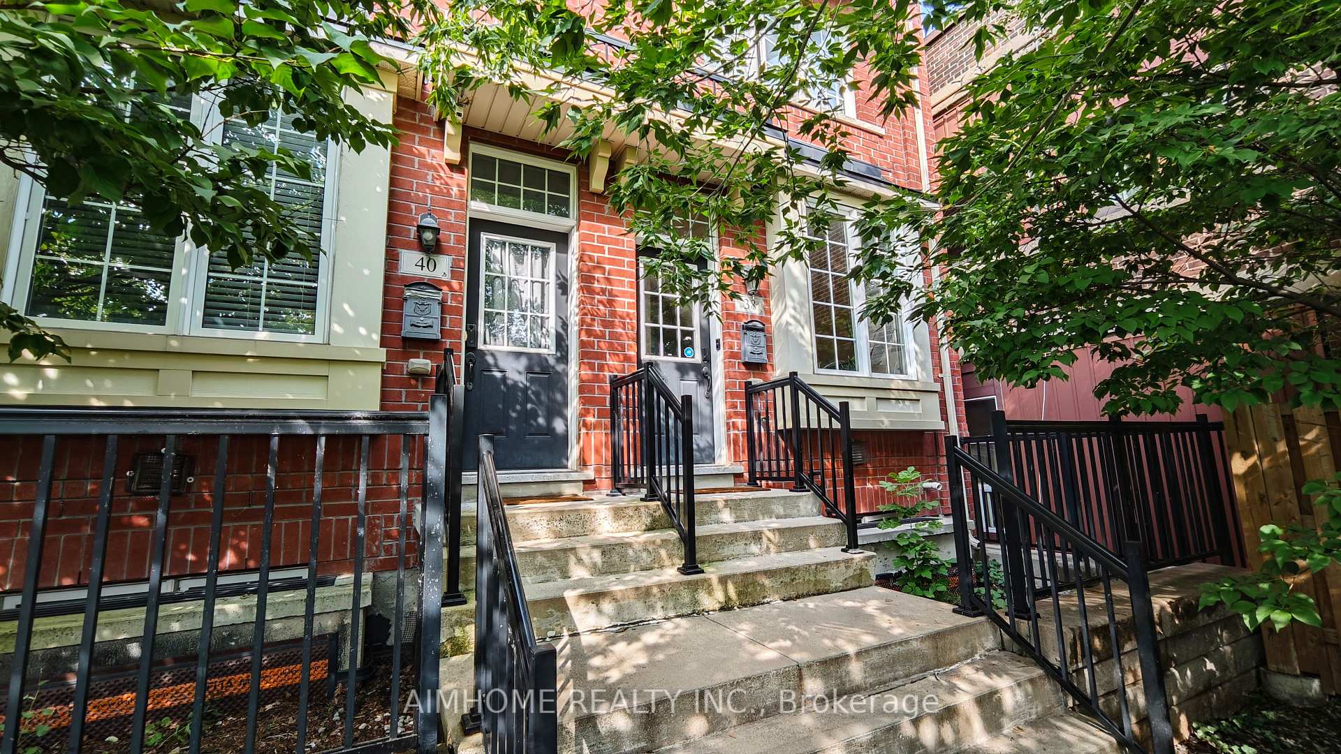 Photo 33 of 40 Raffeix Lane, Toronto, Regent Park — HOMEH