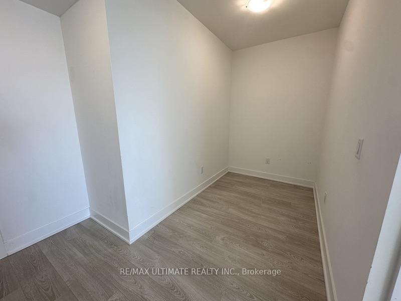 Photo 4 of Unit 2710, 2545 Simcoe Street N, Oshawa, Windfields — HOMEH