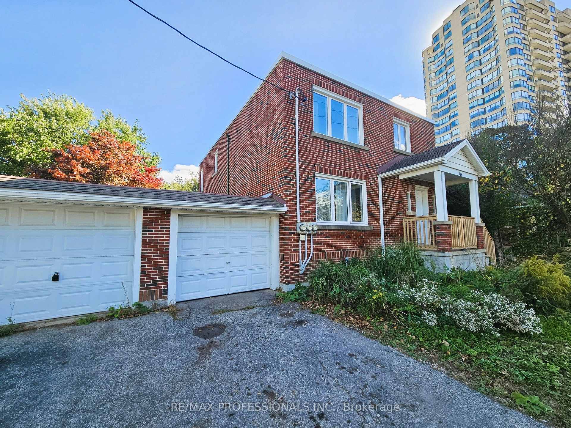 Photo 2 of Unit A-Upper, 119 Erb Street, Waterloo, Uptown Waterloo/North Ward — HOMEH