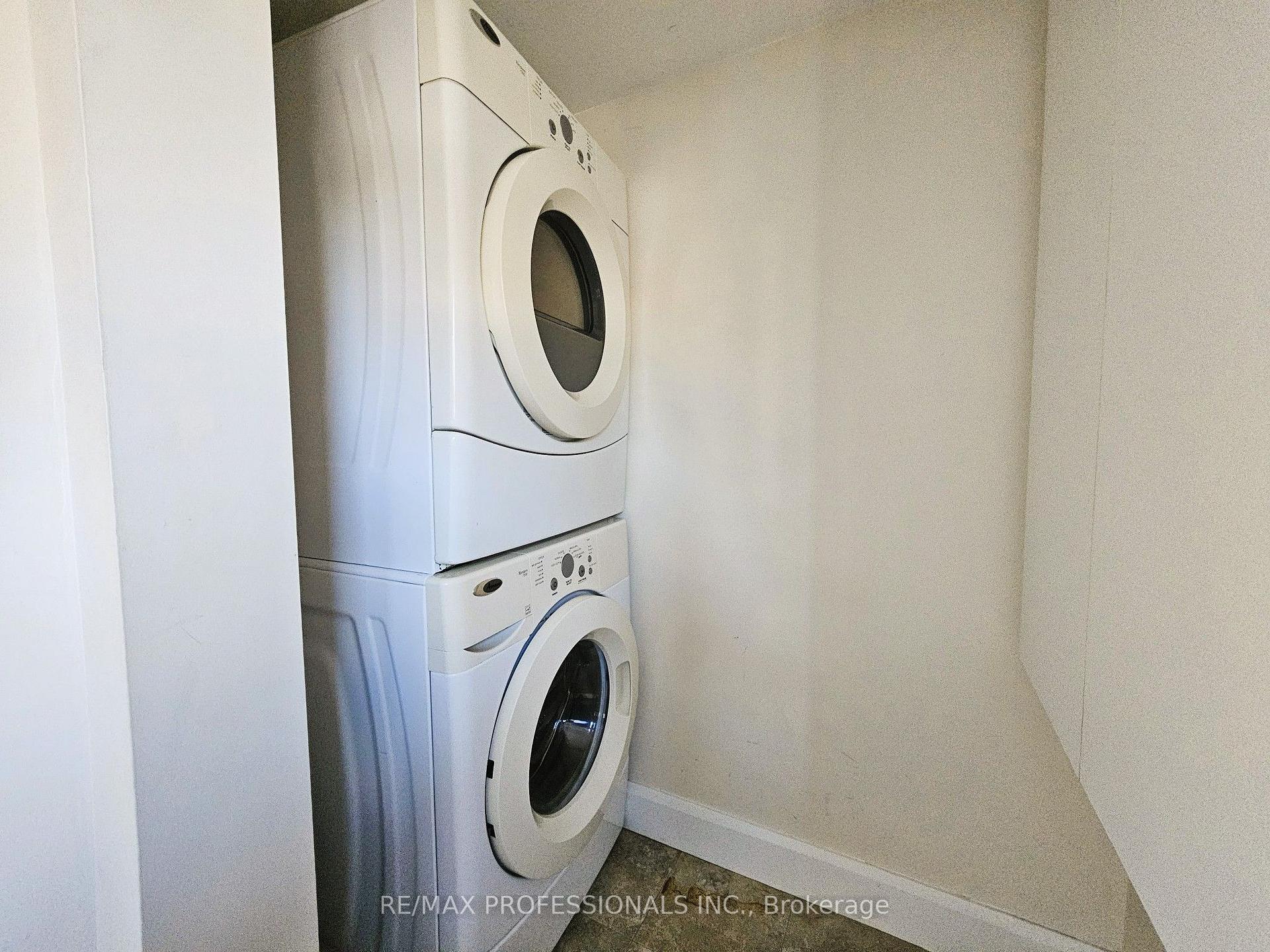 Photo 7 of Unit A-Upper, 119 Erb Street, Waterloo, Uptown Waterloo/North Ward — HOMEH