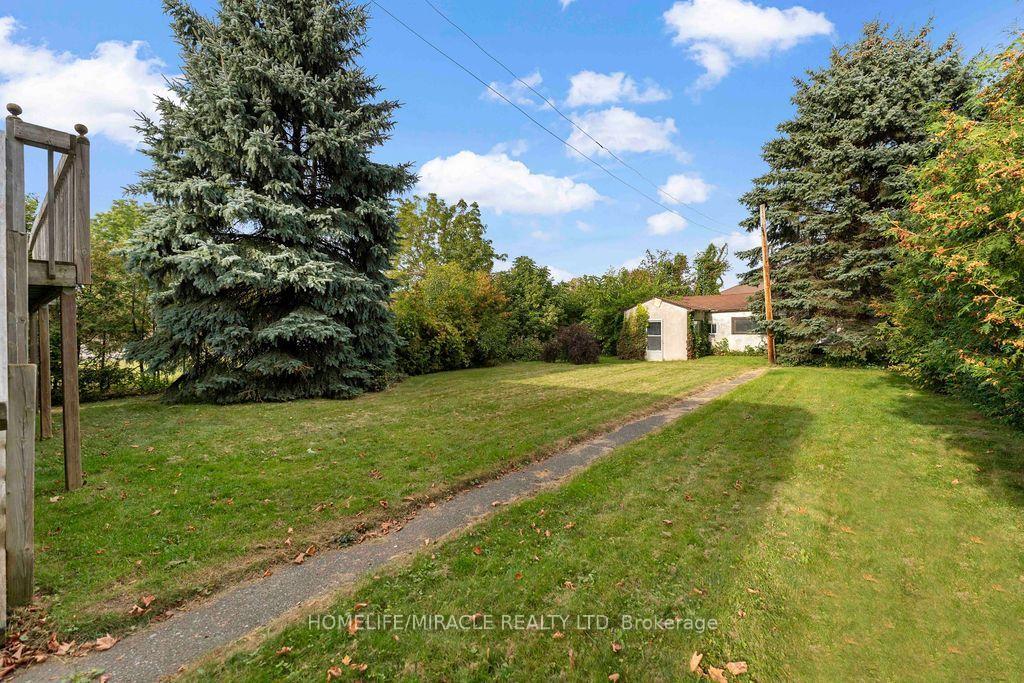 Photo 37 of 2033 Simcoe Street N, Oshawa, Samac — HOMEH