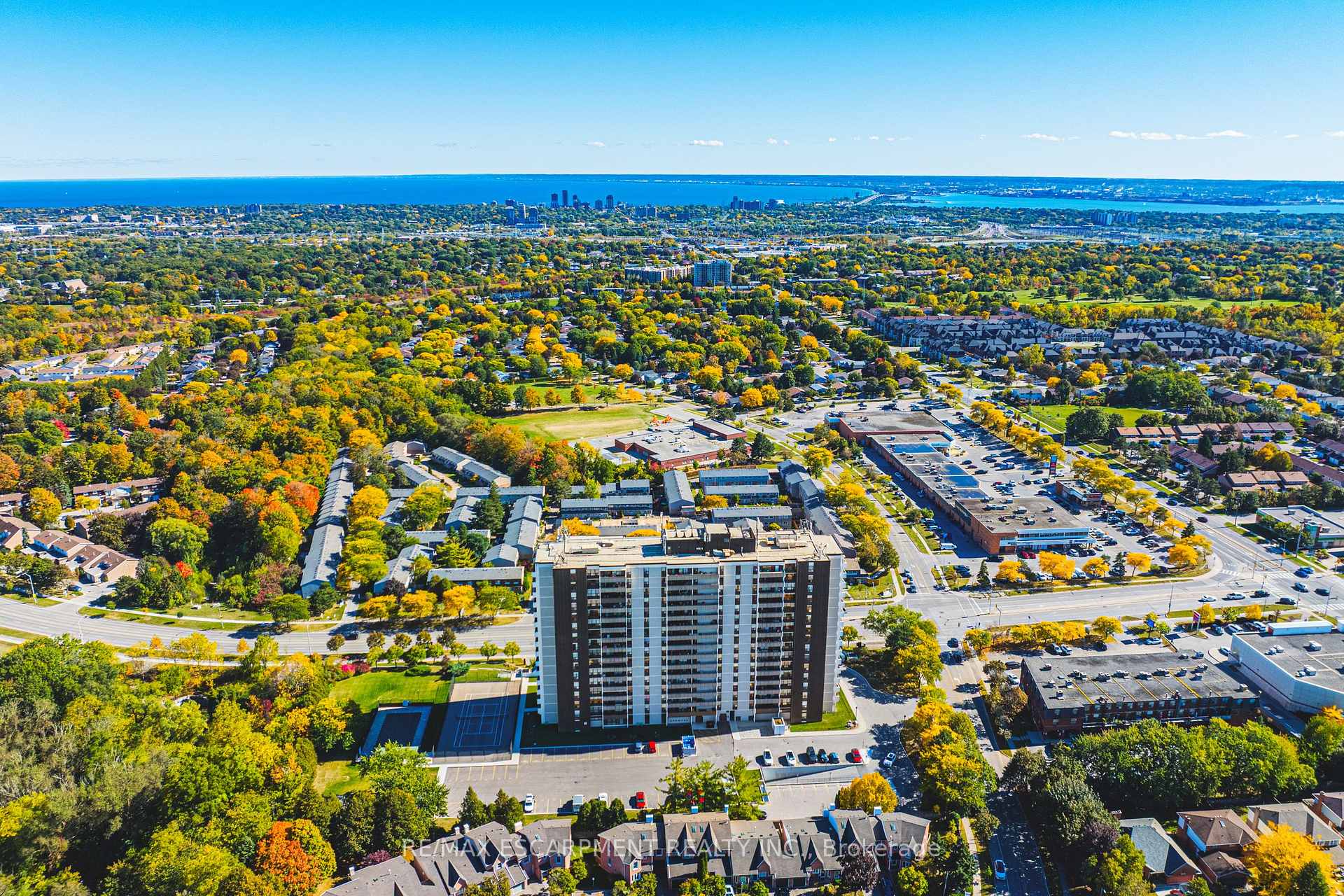 Photo 2 of Unit 1105, 2055 Upper Middle Road, Burlington, Brant Hills — HOMEH