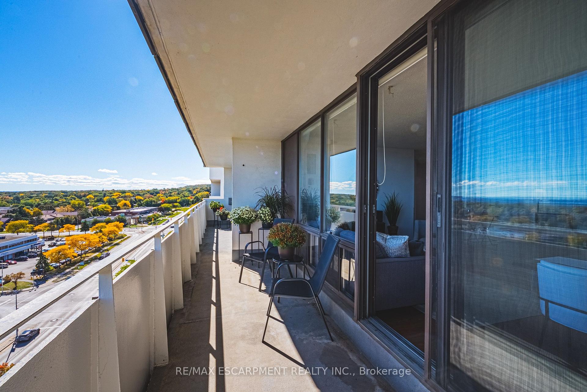 Photo 25 of Unit 1105, 2055 Upper Middle Road, Burlington, Brant Hills — HOMEH
