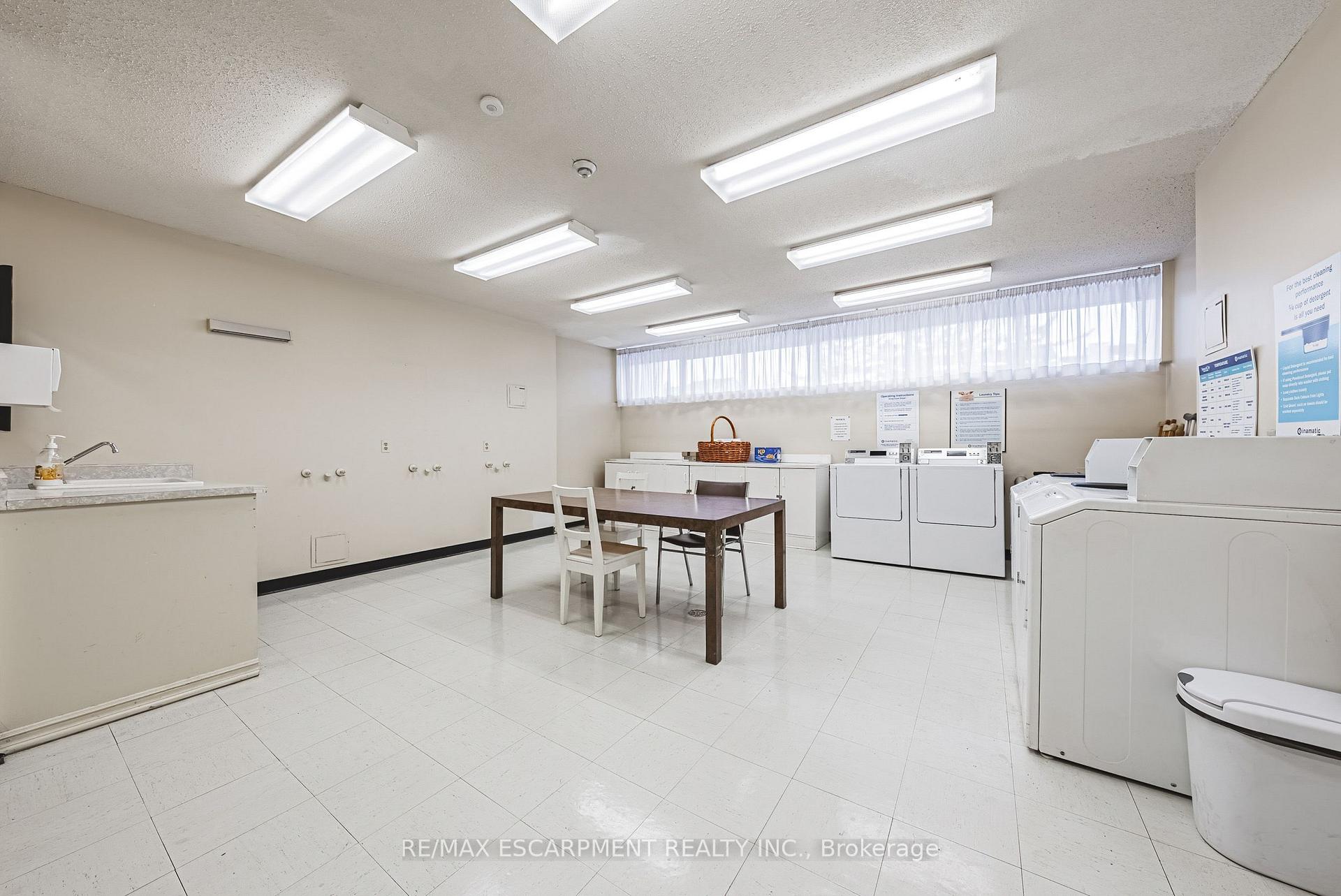 Photo 31 of Unit 1105, 2055 Upper Middle Road, Burlington, Brant Hills — HOMEH