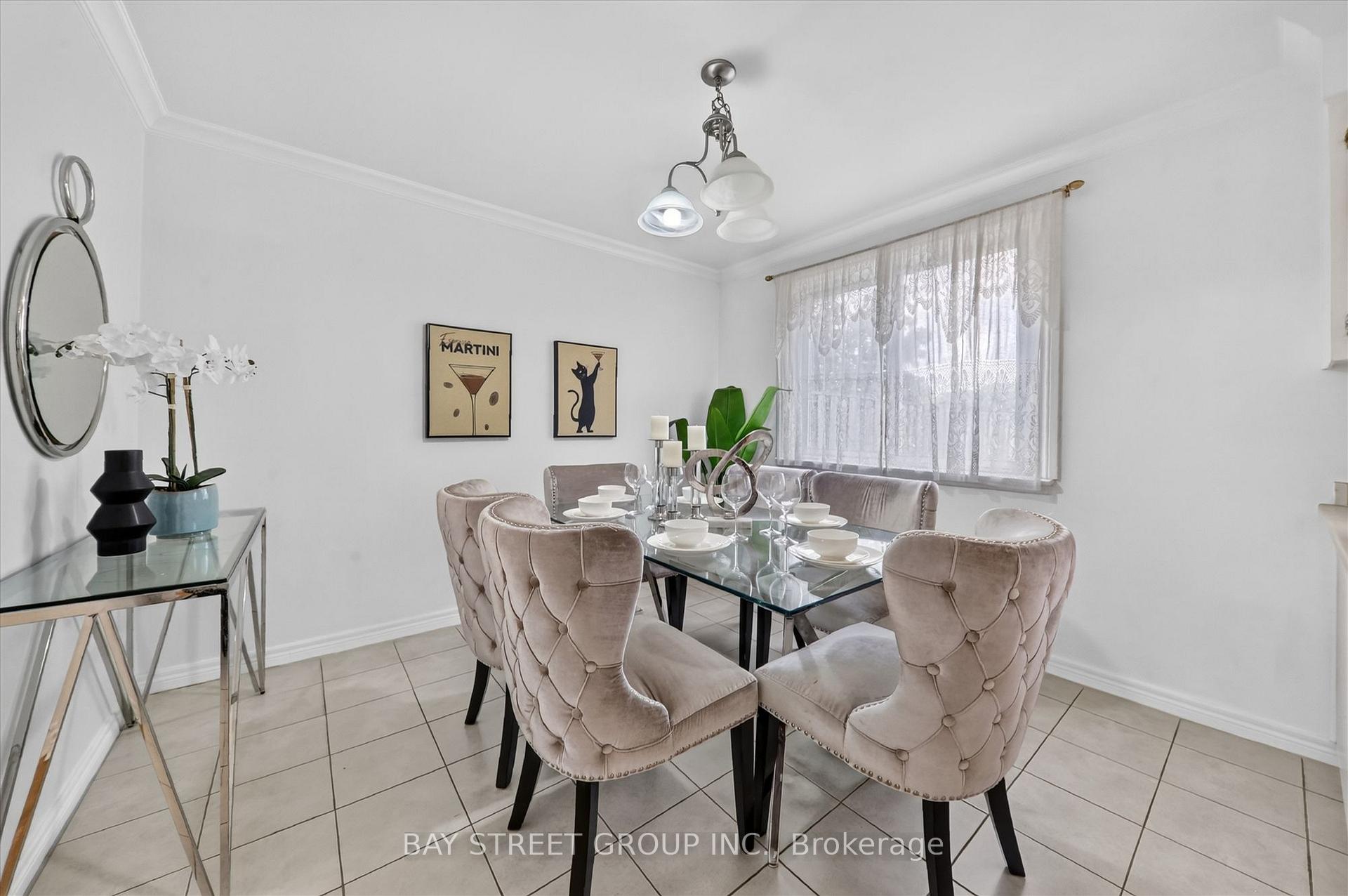 Photo 7 of 95 Tineta Crescent, Scarborough, Agincourt South-Malvern West — HOMEH