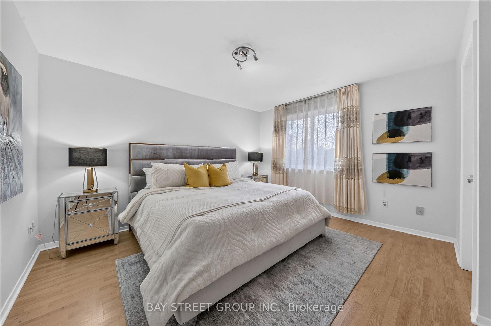 Photo 11 of 95 Tineta Crescent, Scarborough, Agincourt South-Malvern West — HOMEH