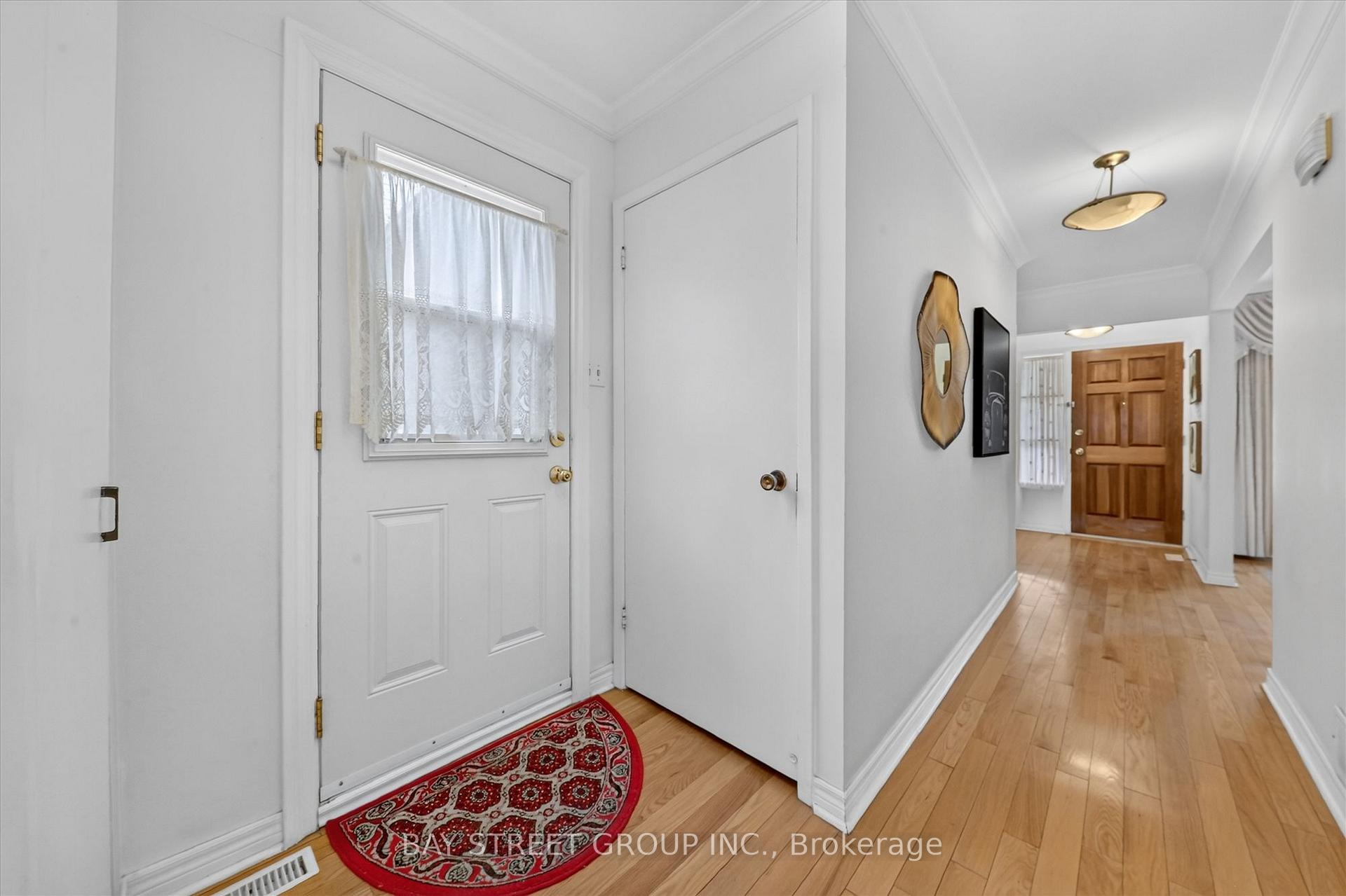 Photo 19 of 95 Tineta Crescent, Scarborough, Agincourt South-Malvern West — HOMEH
