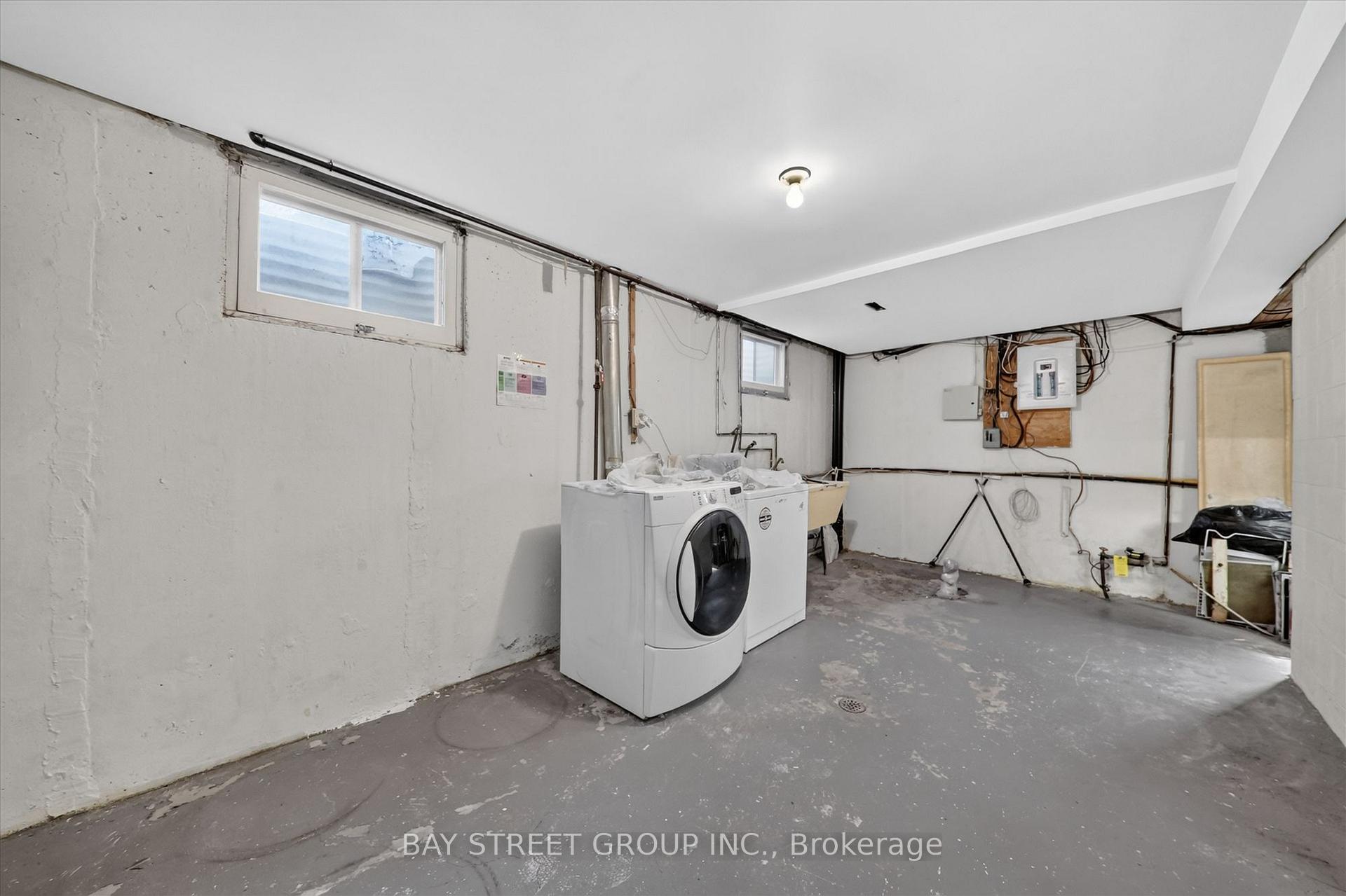 Photo 23 of 95 Tineta Crescent, Scarborough, Agincourt South-Malvern West — HOMEH