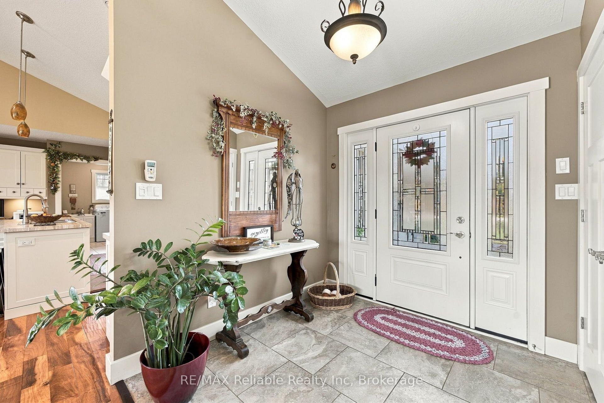 Photo 6 of 37431 Forrester's Line, Central Huron, Clinton — HOMEH