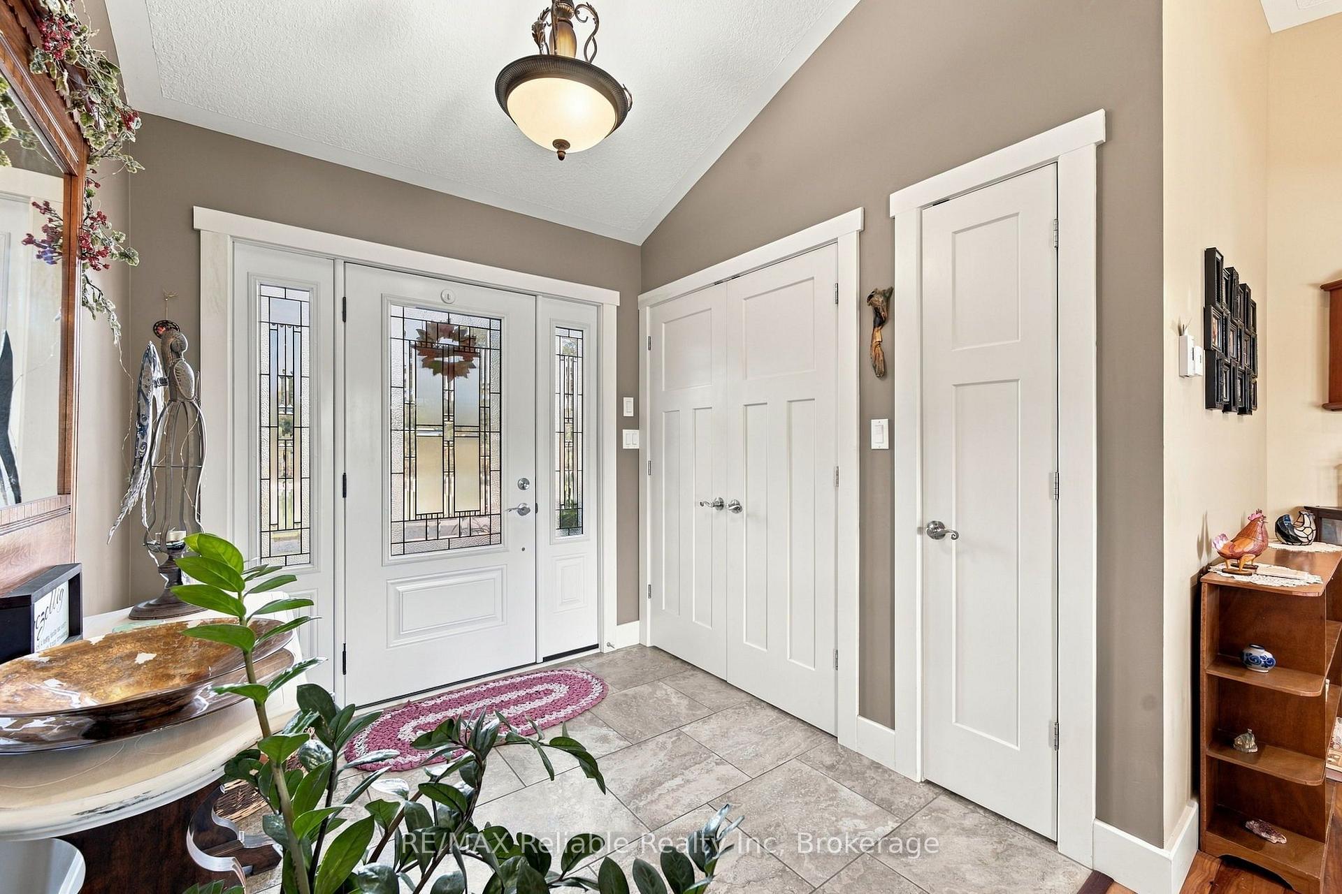 Photo 7 of 37431 Forrester's Line, Central Huron, Clinton — HOMEH