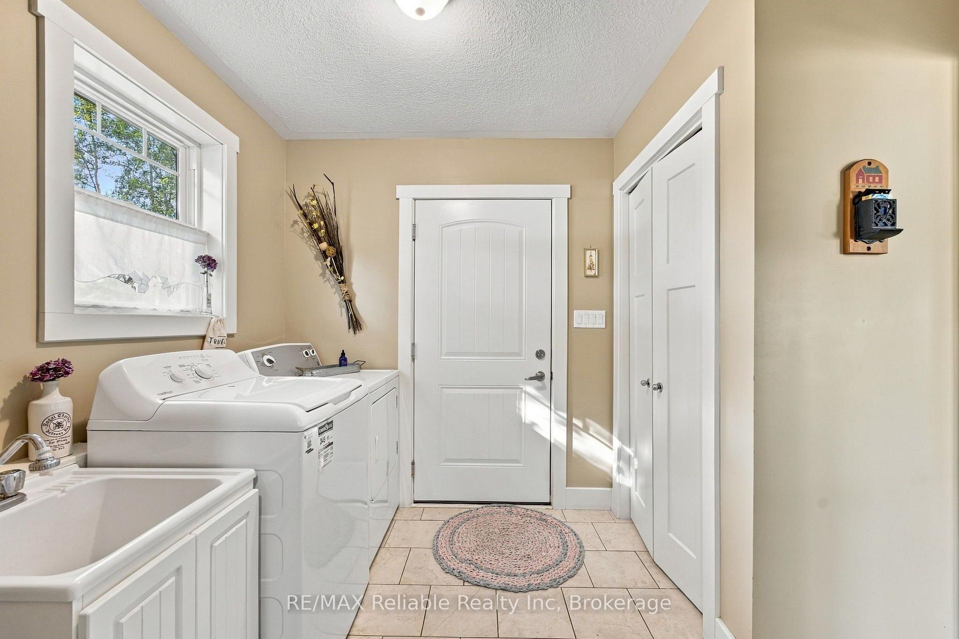 Photo 29 of 37431 Forrester's Line, Central Huron, Clinton — HOMEH