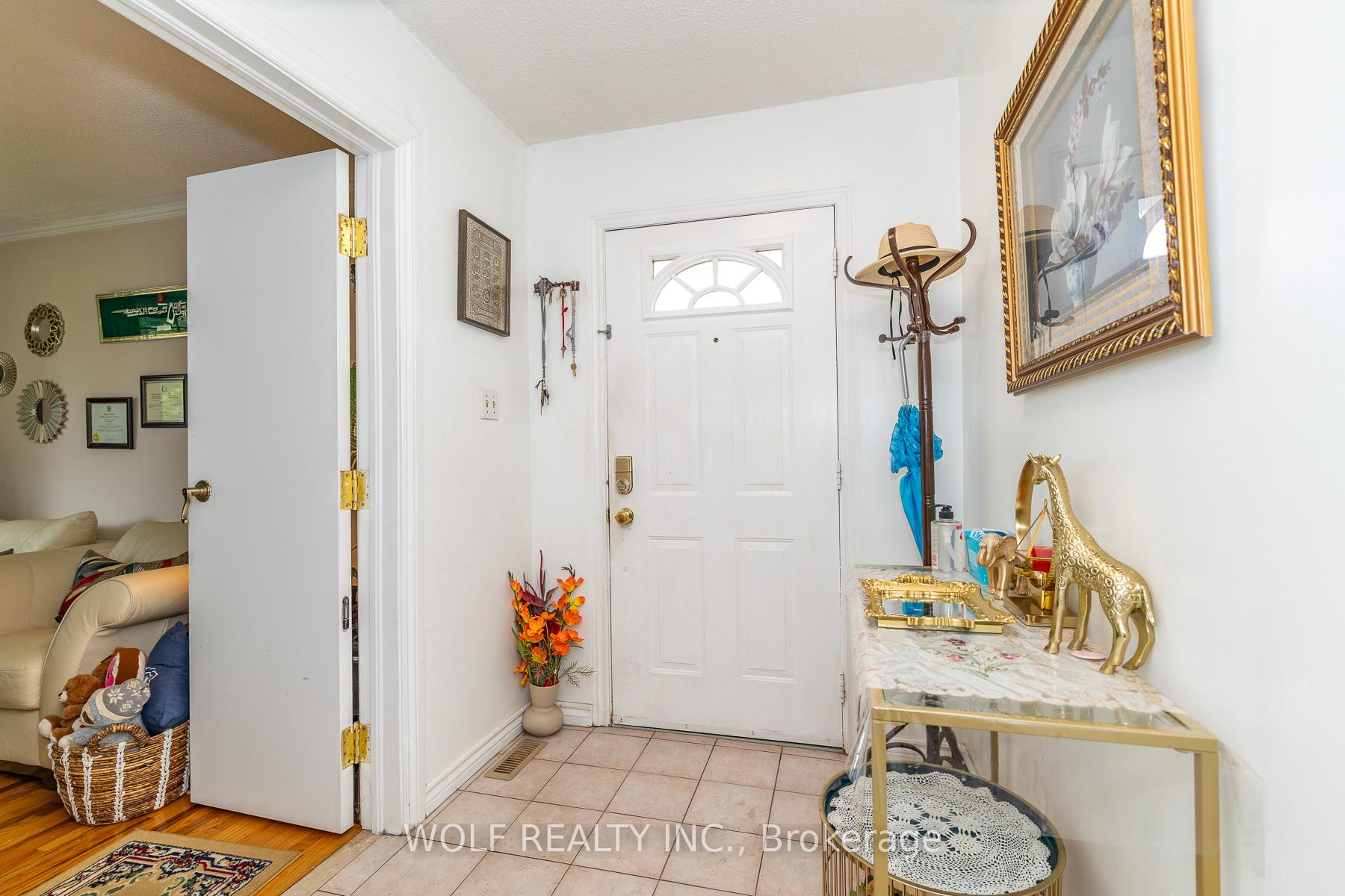 Photo 9 of 114 John Tabor Trail, Scarborough, Malvern — HOMEH