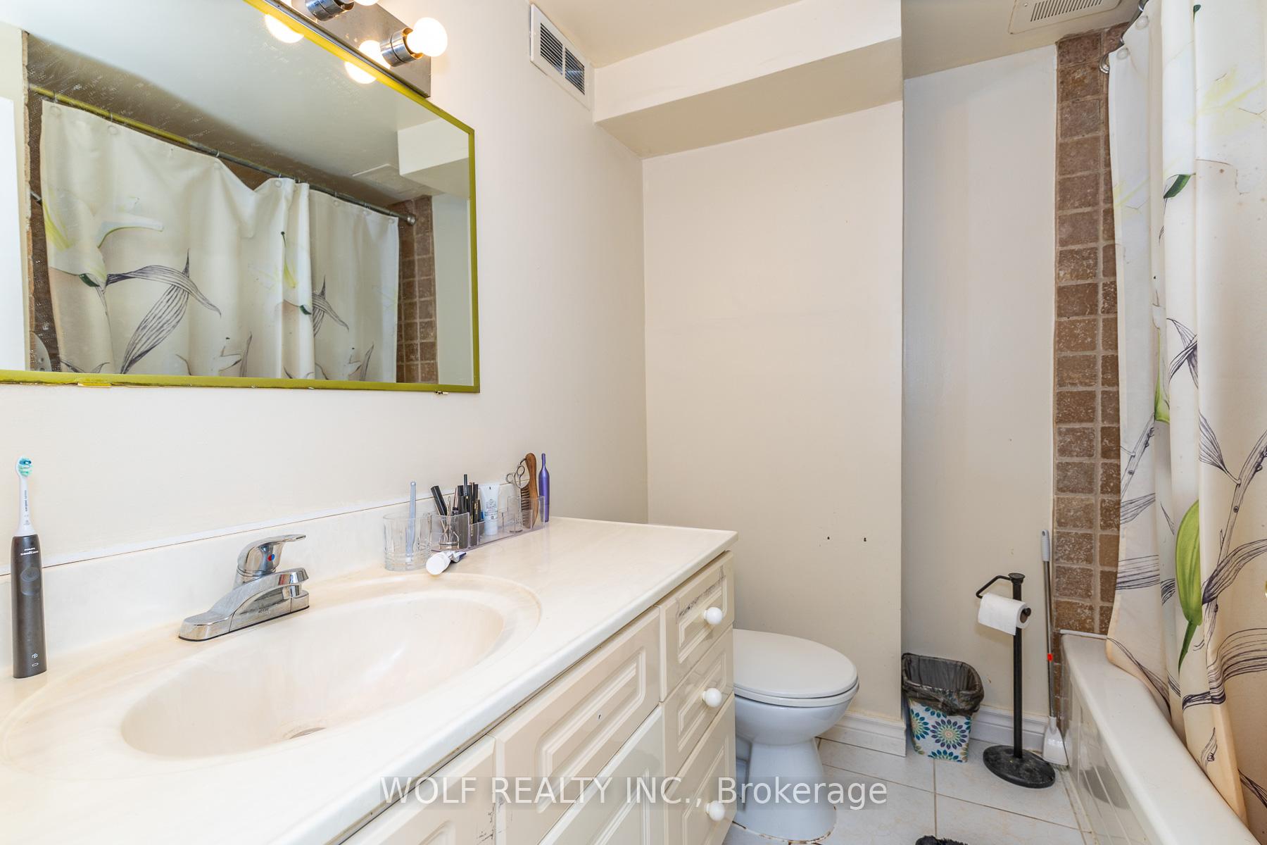 Photo 39 of 114 John Tabor Trail, Scarborough, Malvern — HOMEH