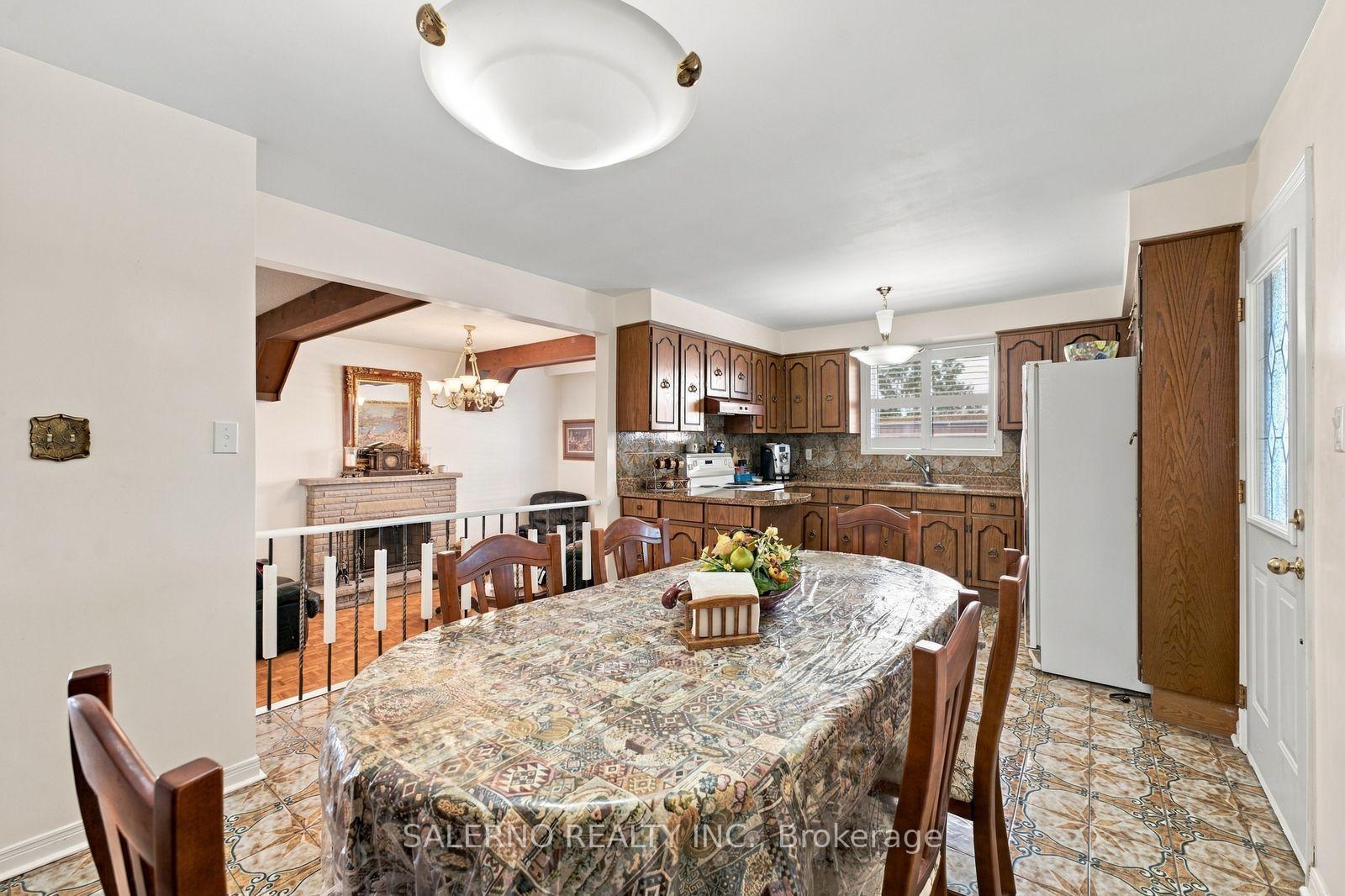 Photo 17 of 467 Woodbridge Avenue, Vaughan, West Woodbridge — HOMEH