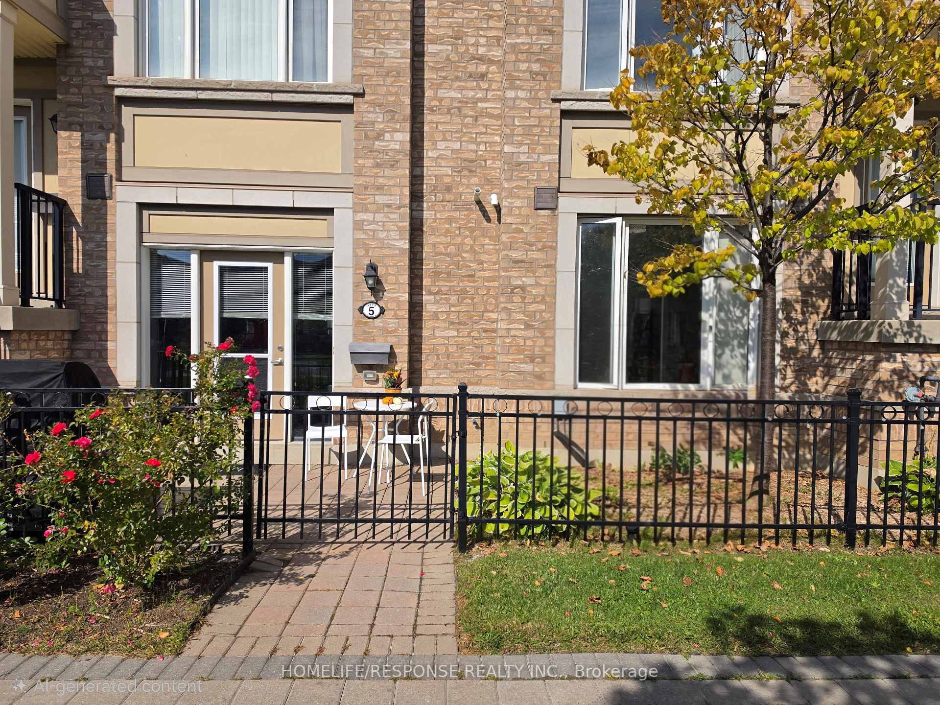 Photo 2 of Unit 5, 3175 Boxford Crescent, Mississauga, Churchill Meadows — HOMEH