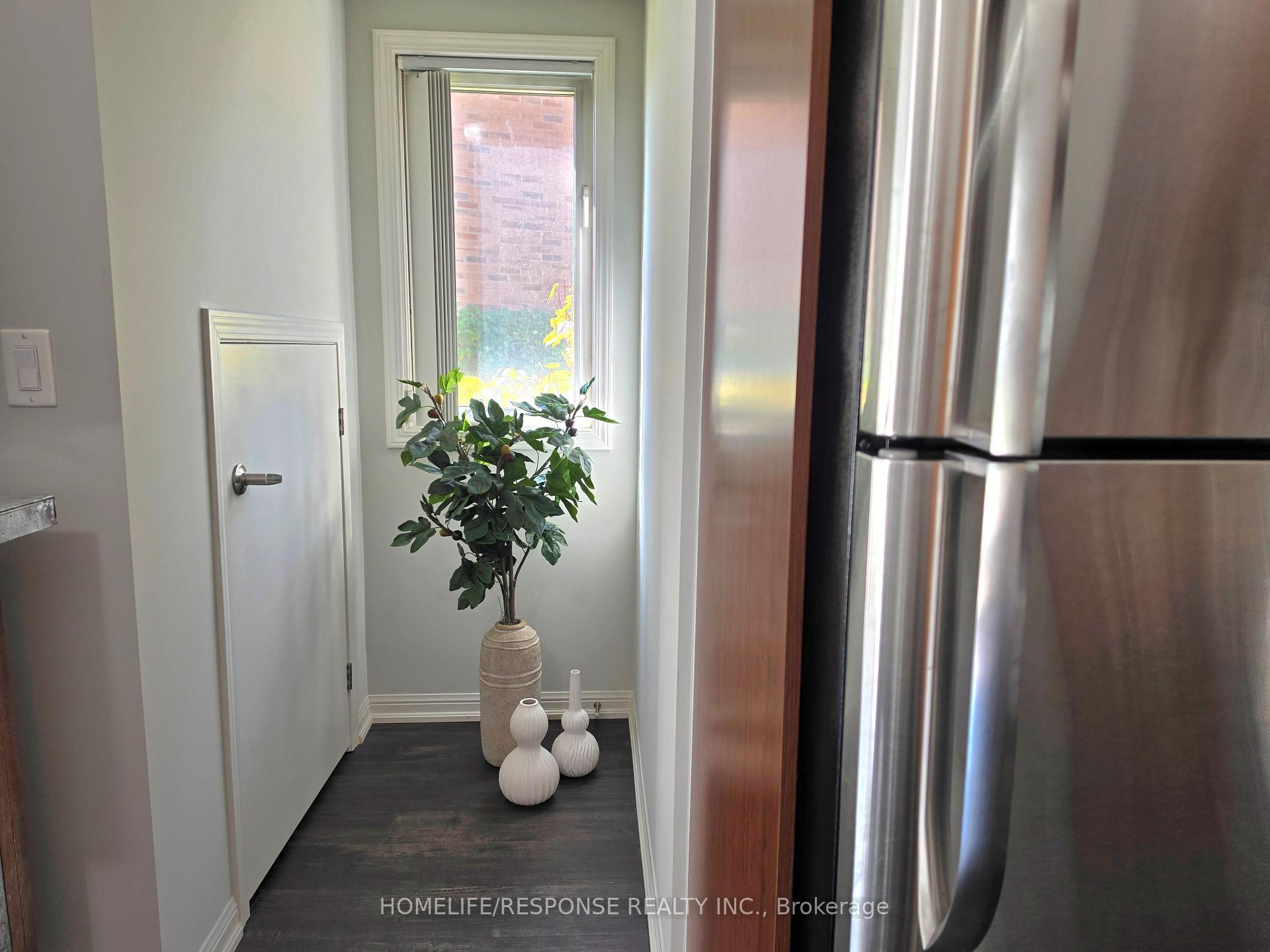 Photo 14 of Unit 5, 3175 Boxford Crescent, Mississauga, Churchill Meadows — HOMEH