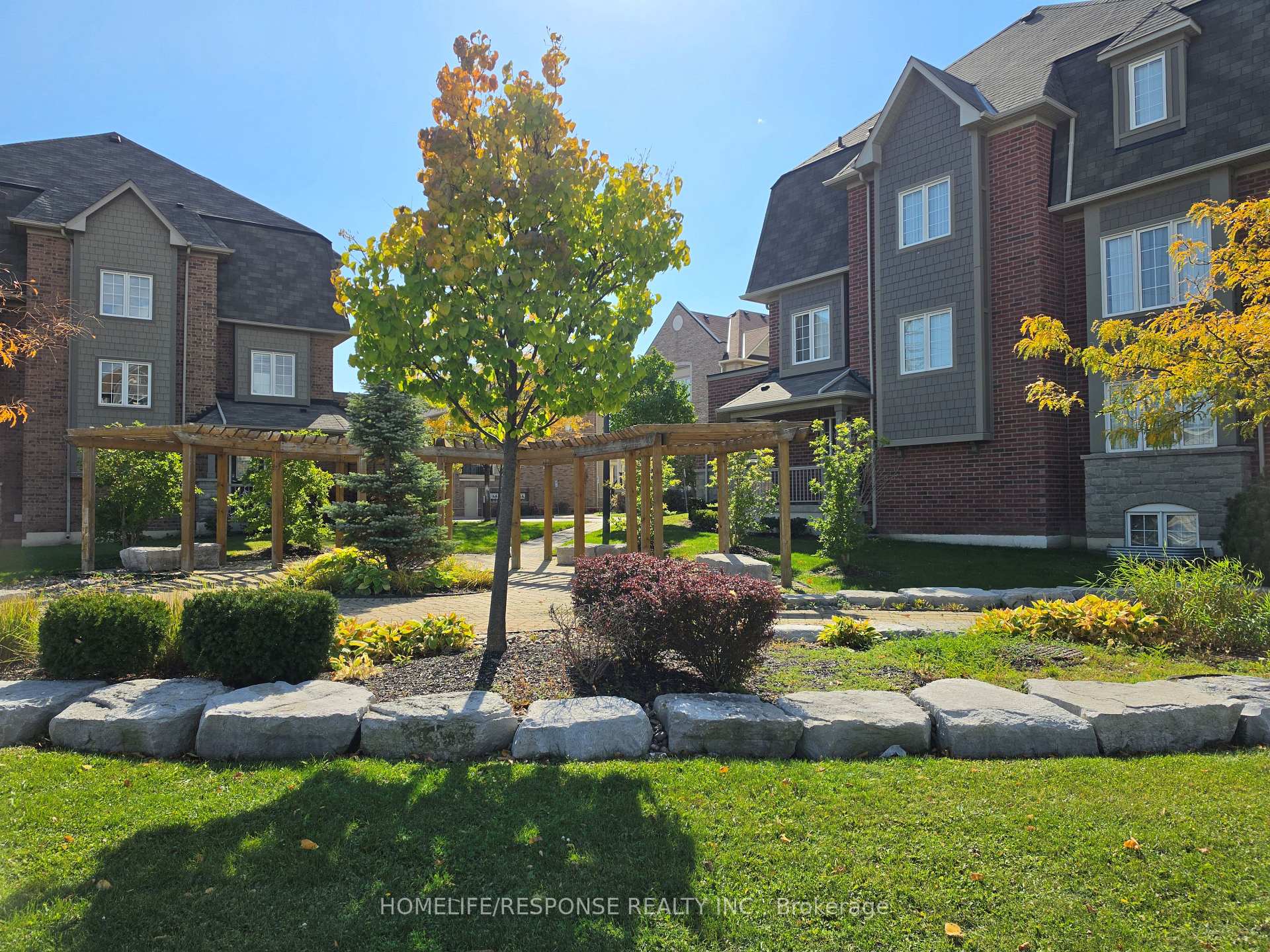 Photo 22 of Unit 5, 3175 Boxford Crescent, Mississauga, Churchill Meadows — HOMEH