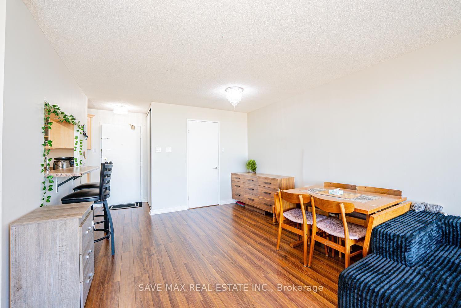 Photo 22 of Unit 2105, 4205 Shipp Drive, Mississauga, City Centre — HOMEH