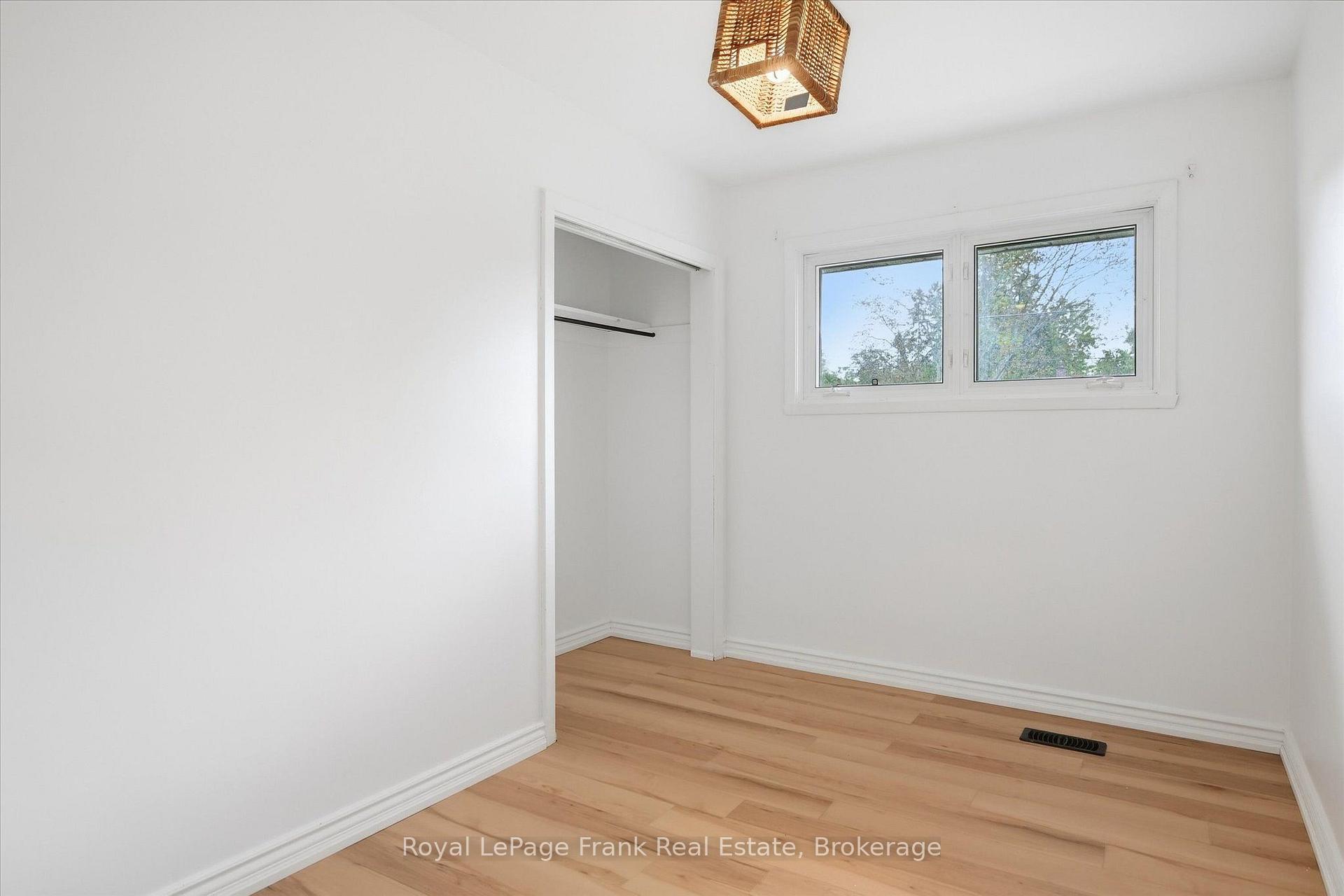 Photo 13 of 19 Daleview Avenue, Peterborough, Monaghan Ward 2 — HOMEH