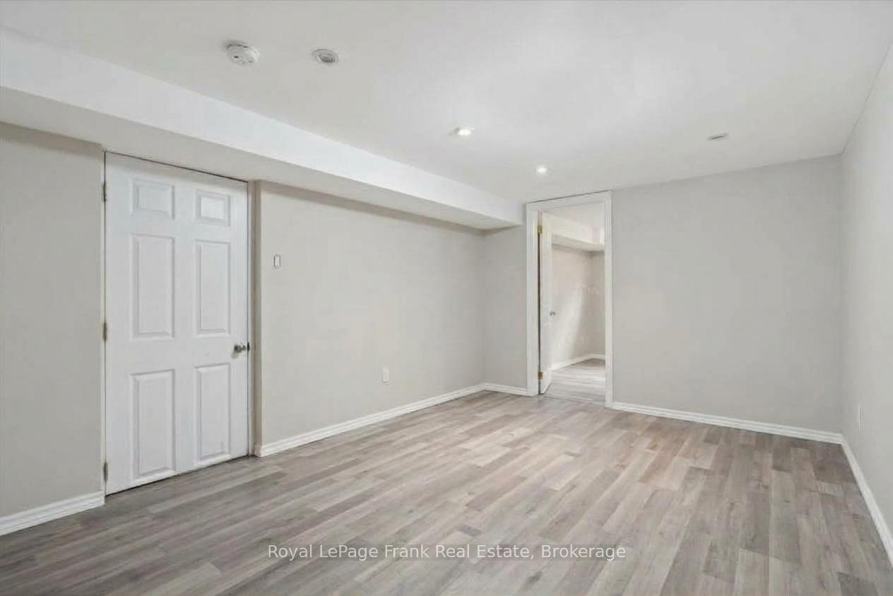 Photo 15 of 19 Daleview Avenue, Peterborough, Monaghan Ward 2 — HOMEH