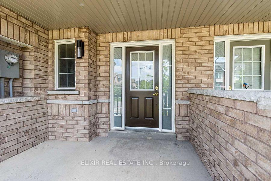 Photo 3 of 90 Delport Close, Brampton, Bram East — HOMEH