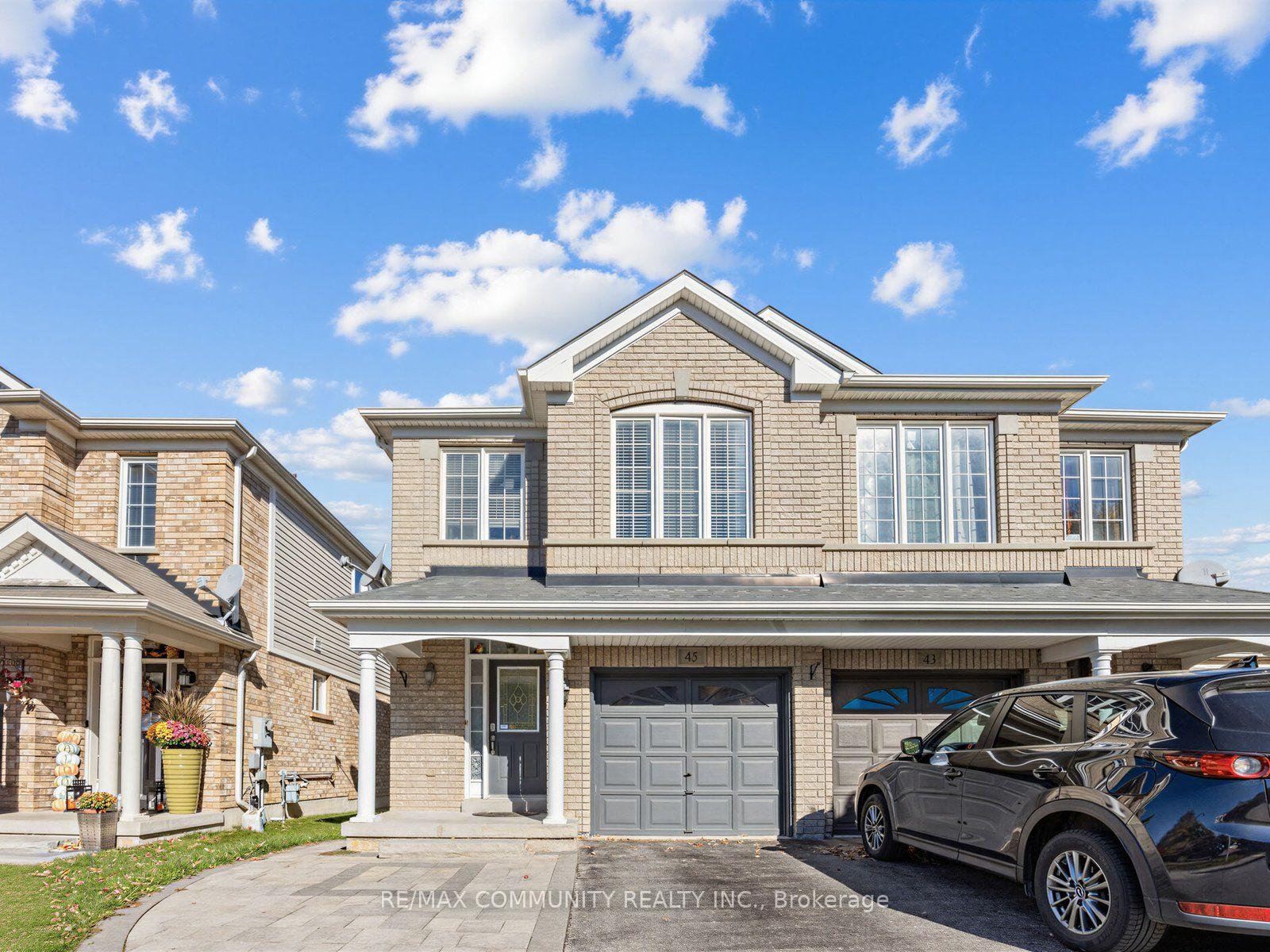 Photo 6 of 45 Tozer Crescent, Ajax, Northwest Ajax — HOMEH