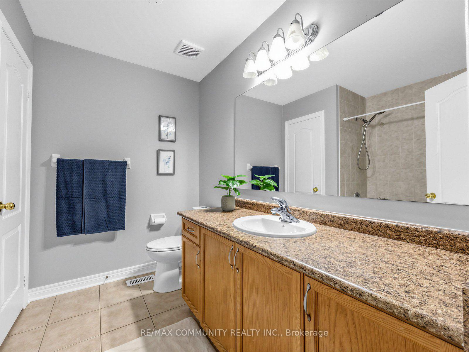 Photo 22 of 45 Tozer Crescent, Ajax, Northwest Ajax — HOMEH