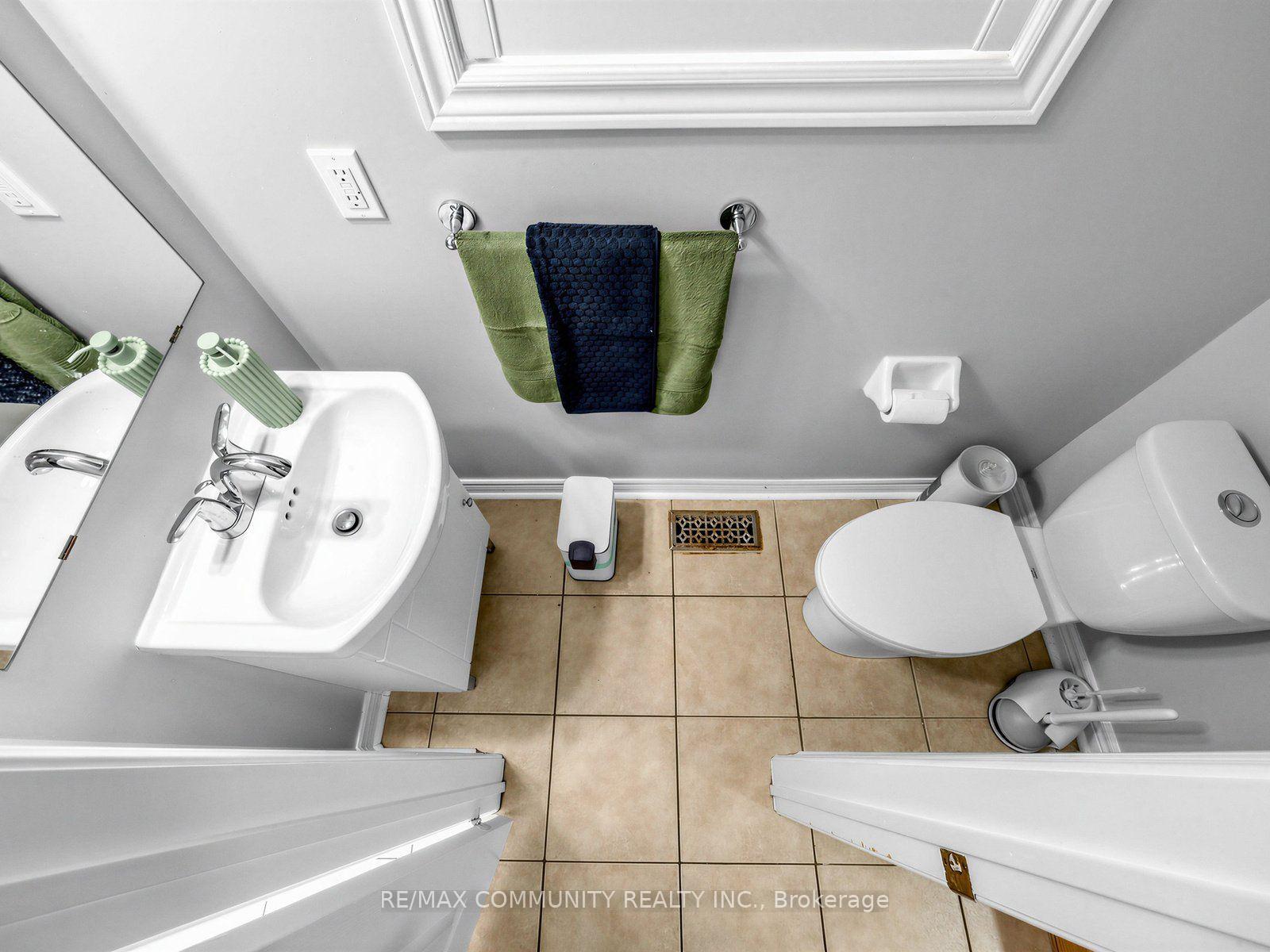 Photo 33 of 45 Tozer Crescent, Ajax, Northwest Ajax — HOMEH