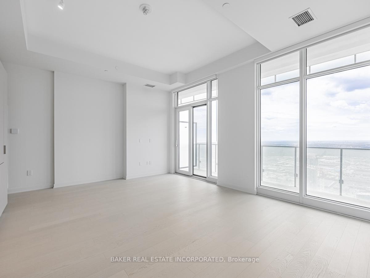 Photo 9 of Unit 6010, 3900 Confederation Parkway, Mississauga, City Centre — HOMEH