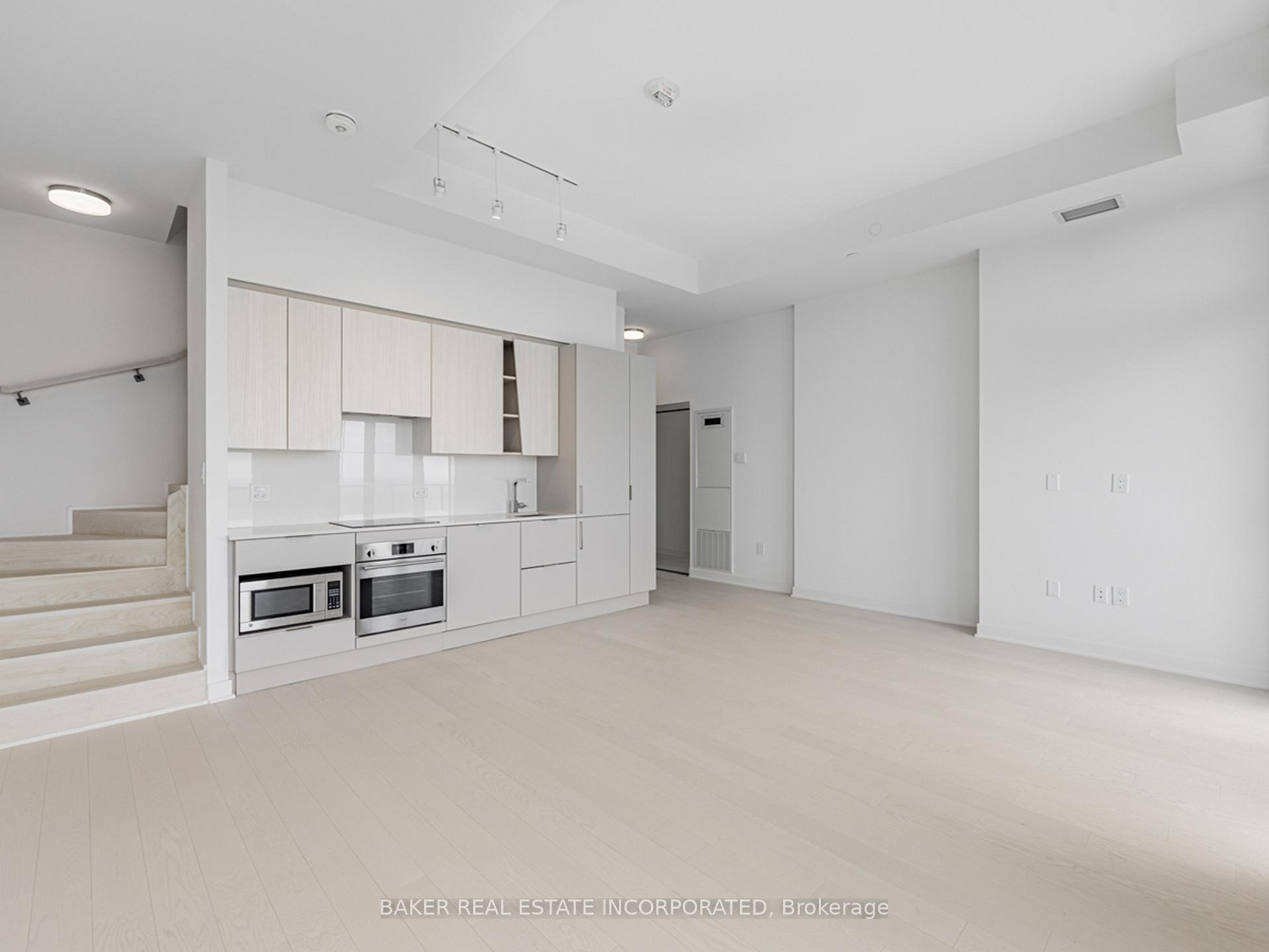 Photo 11 of Unit 6010, 3900 Confederation Parkway, Mississauga, City Centre — HOMEH