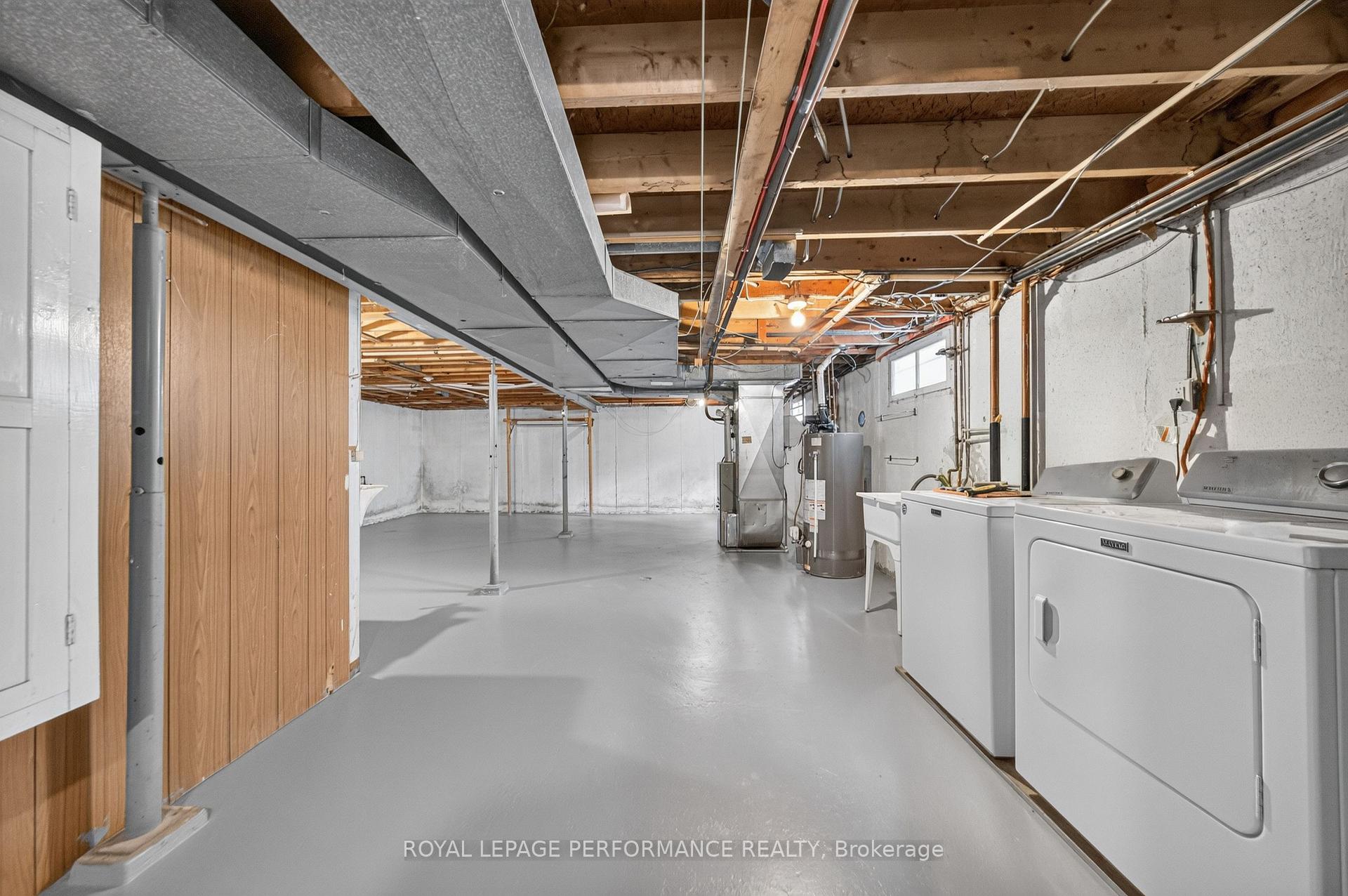 Photo 32 of 21 Millbrook Crescent, Ottawa, City View/Skyline/Fisher Heights/Parkwood Hills — HOMEH
