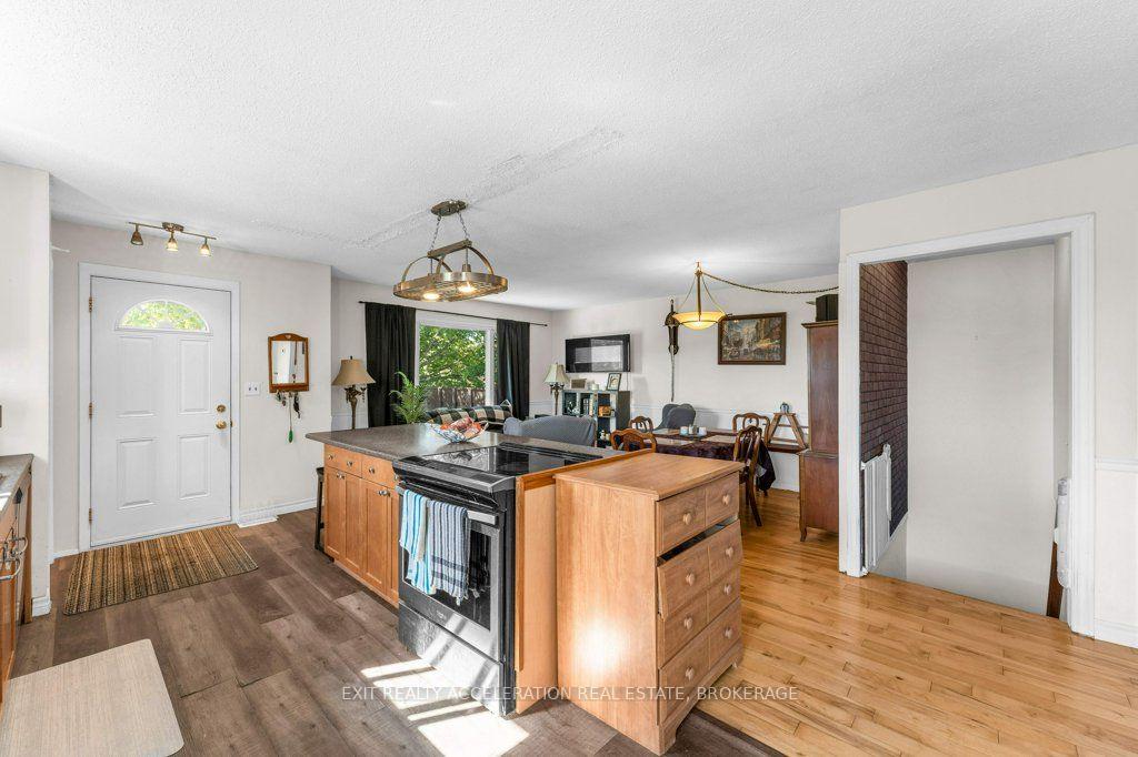 Photo 7 of 3937 Stagecoach Road, Frontenac, Frontenac South — HOMEH