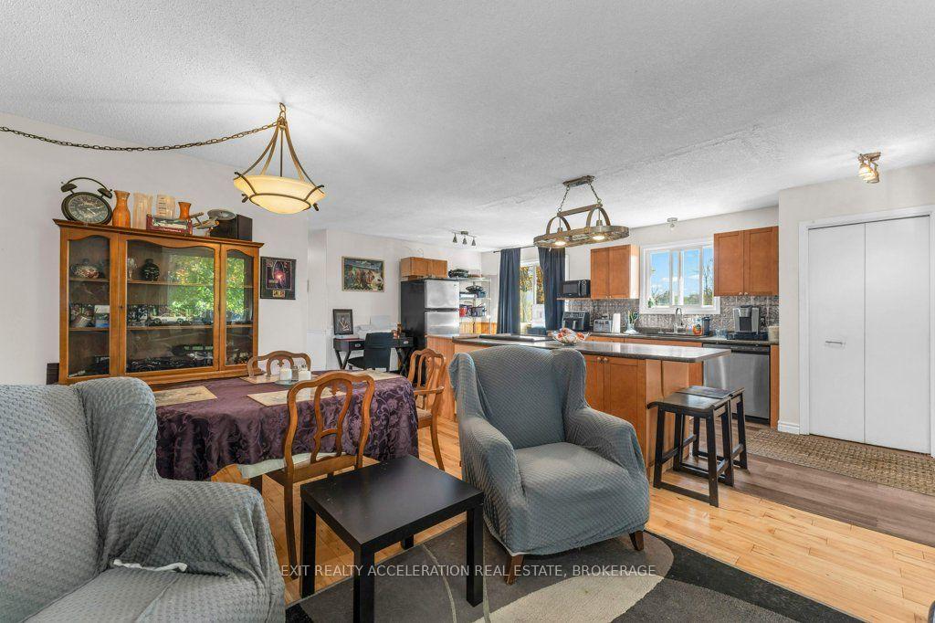 Photo 10 of 3937 Stagecoach Road, Frontenac, Frontenac South — HOMEH