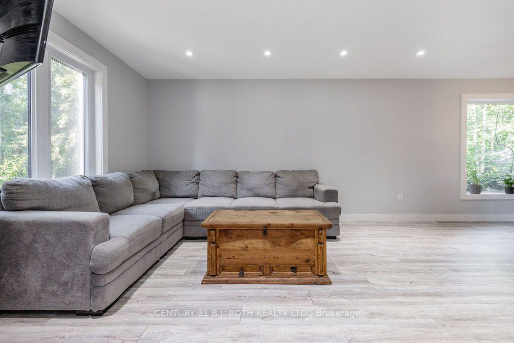 Photo 8 of 1844 Oakwood Road, Innisfil, Rural Innisfil — HOMEH