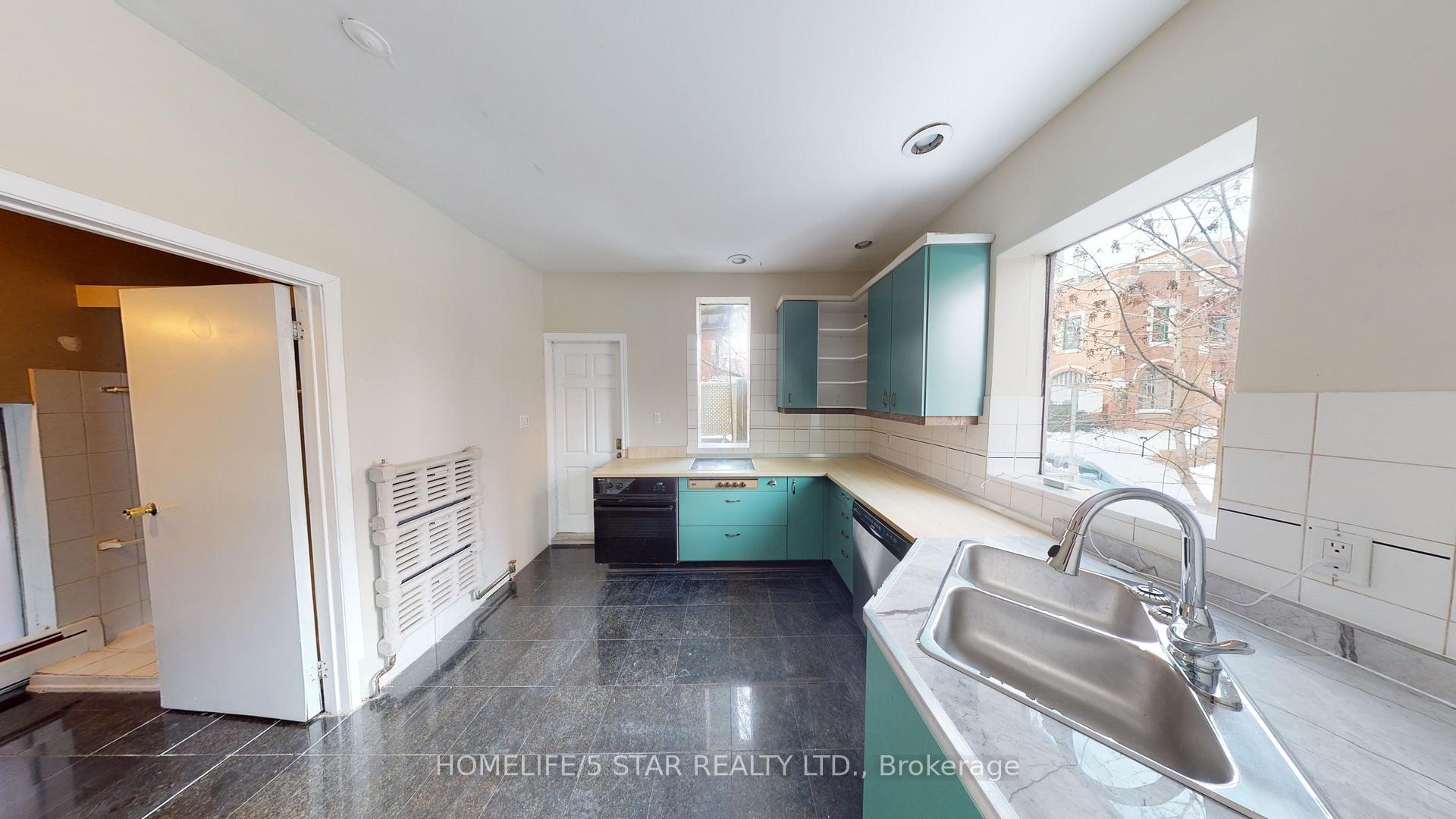 Photo of Unit Apt 1, 642 Dovercourt Road