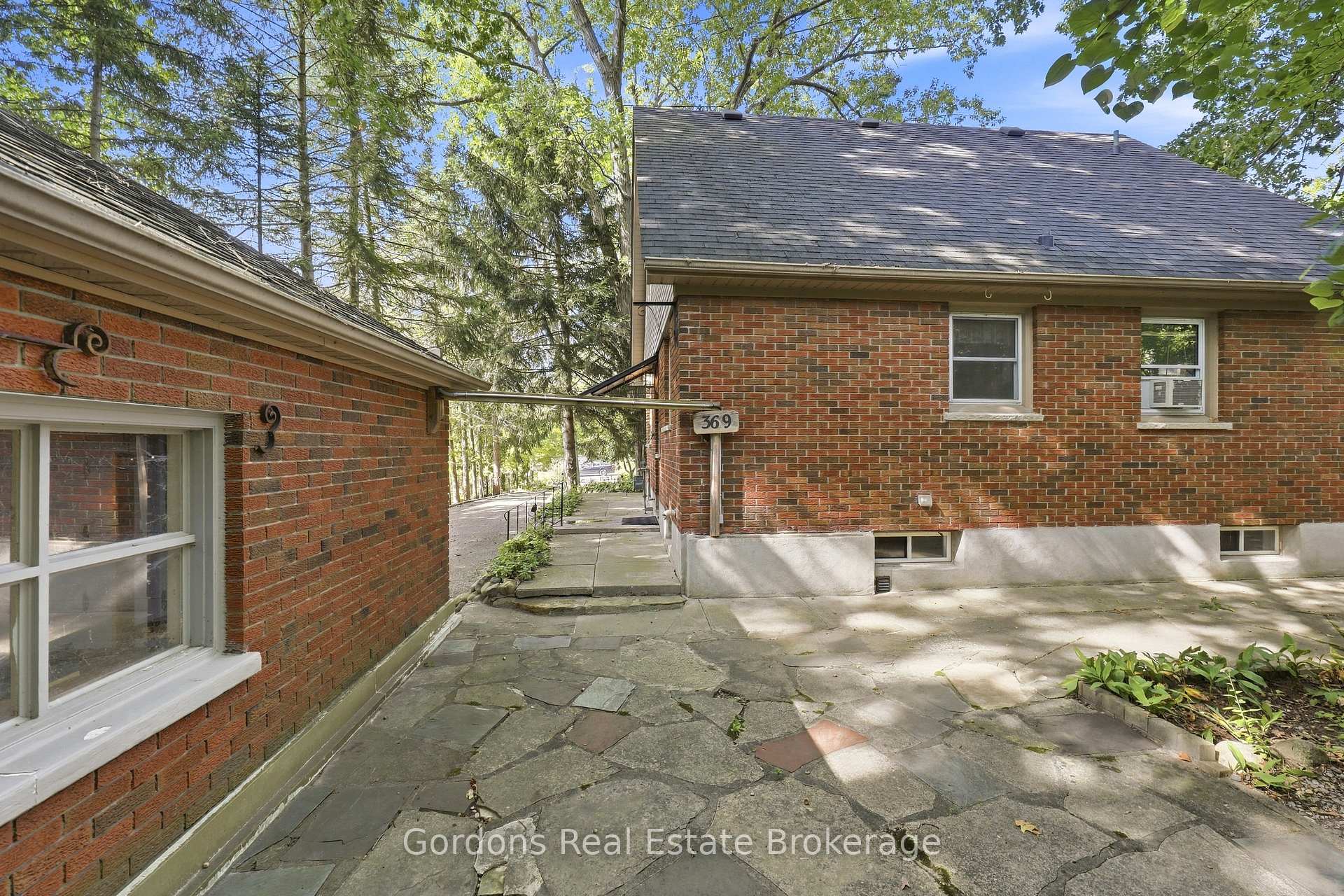 Photo 5 of 369 Hyde Park Road, London, North L — HOMEH