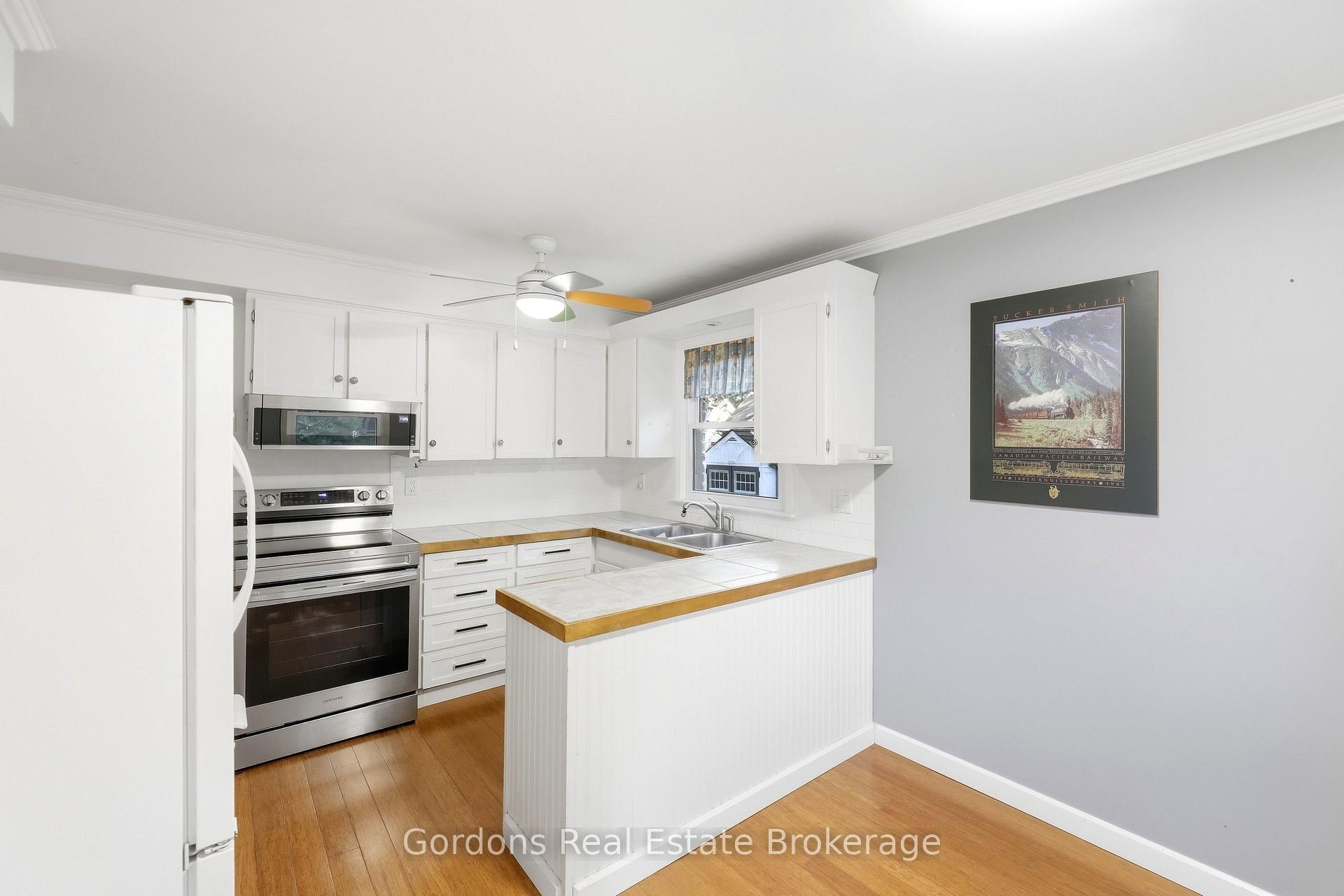 Photo 20 of 369 Hyde Park Road, London, North L — HOMEH