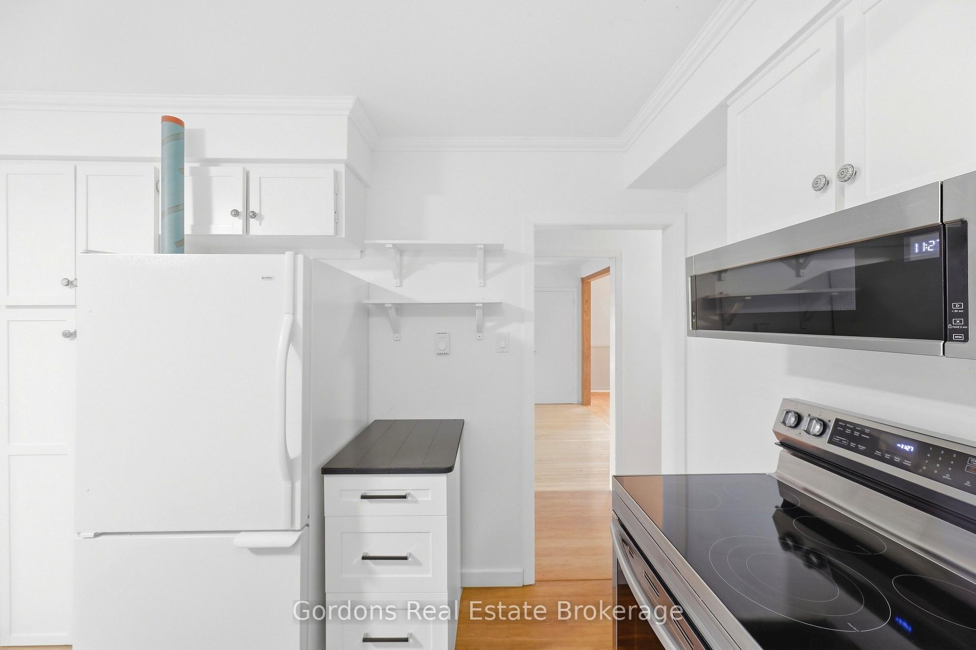Photo 22 of 369 Hyde Park Road, London, North L — HOMEH