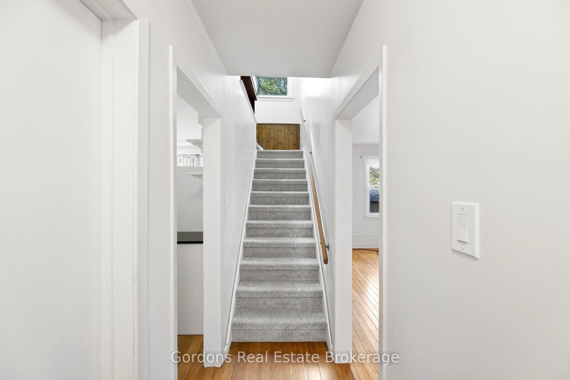 Photo 24 of 369 Hyde Park Road, London, North L — HOMEH
