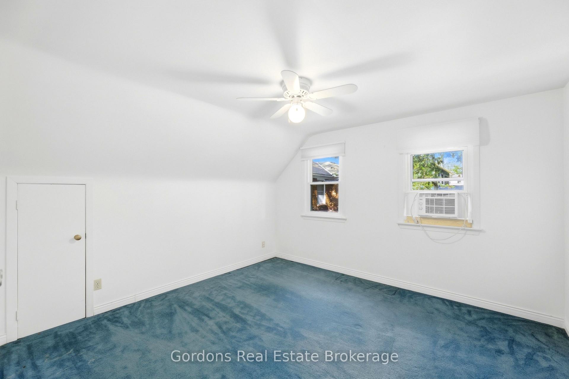 Photo 32 of 369 Hyde Park Road, London, North L — HOMEH
