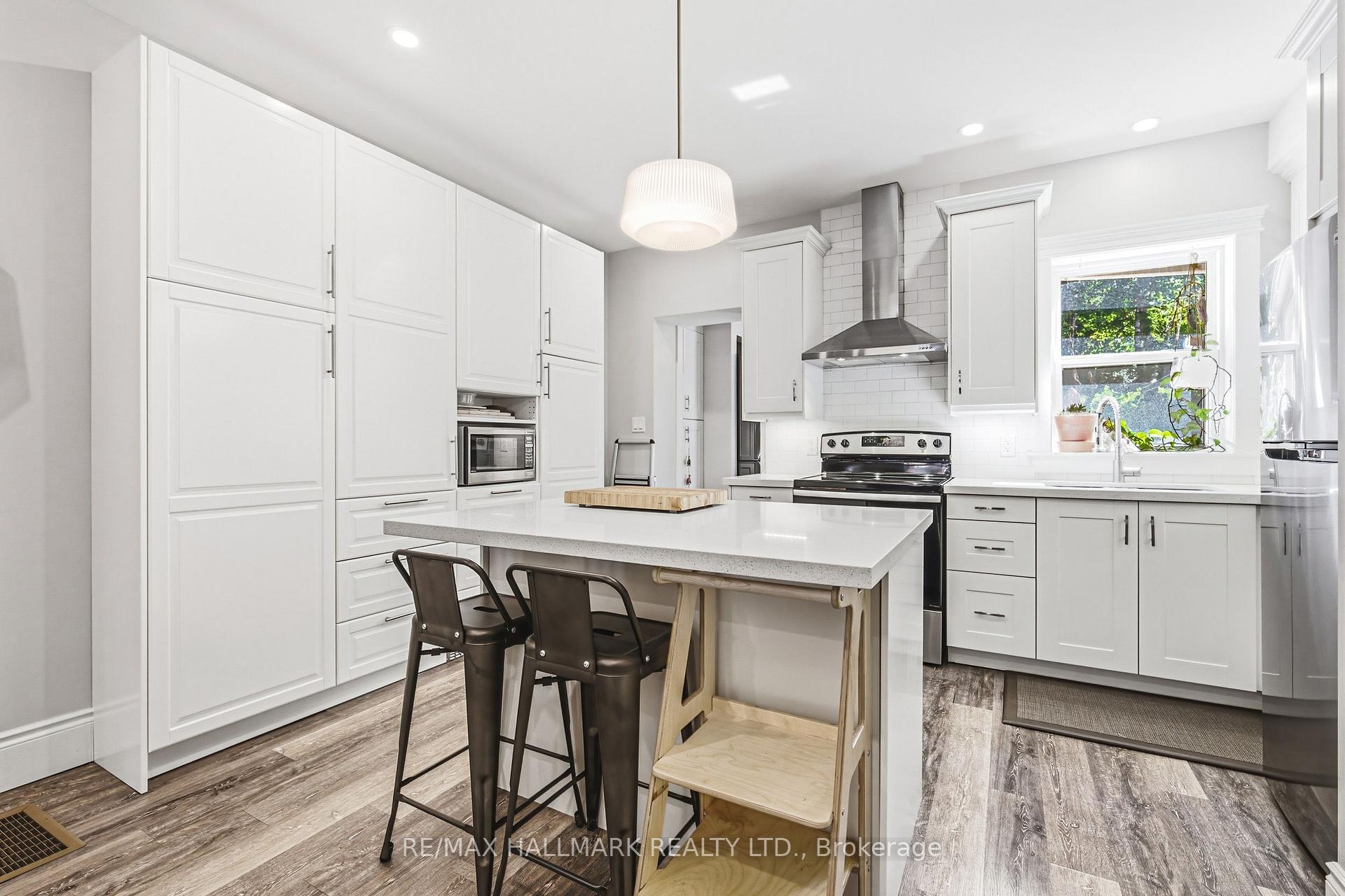 Photo 9 of 30 Cumberland Avenue, Hamilton, St. Clair — HOMEH