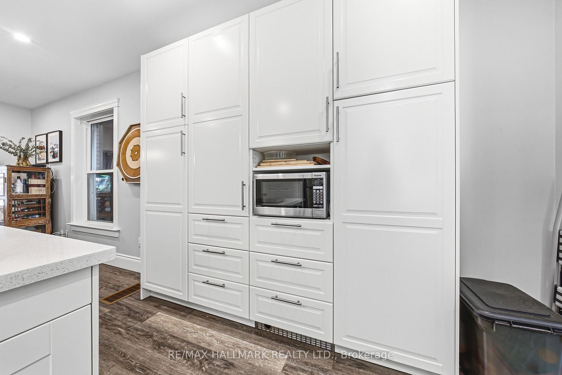 Photo 12 of 30 Cumberland Avenue, Hamilton, St. Clair — HOMEH